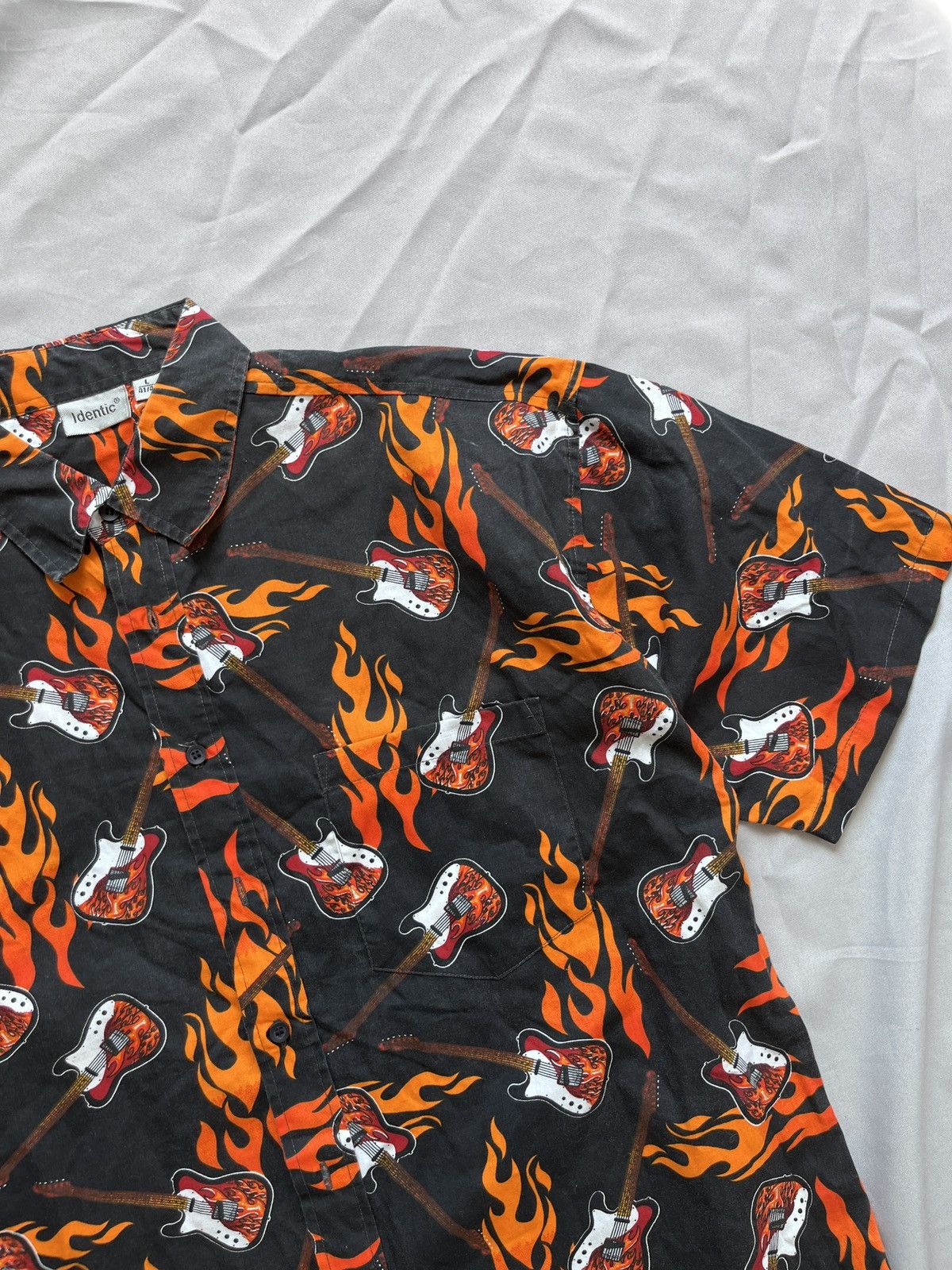 Other Flame and Guitars Crazy Short Sleeve Summer Shirt Size US L / EU 52-54 / 3 - 4 Thumbnail