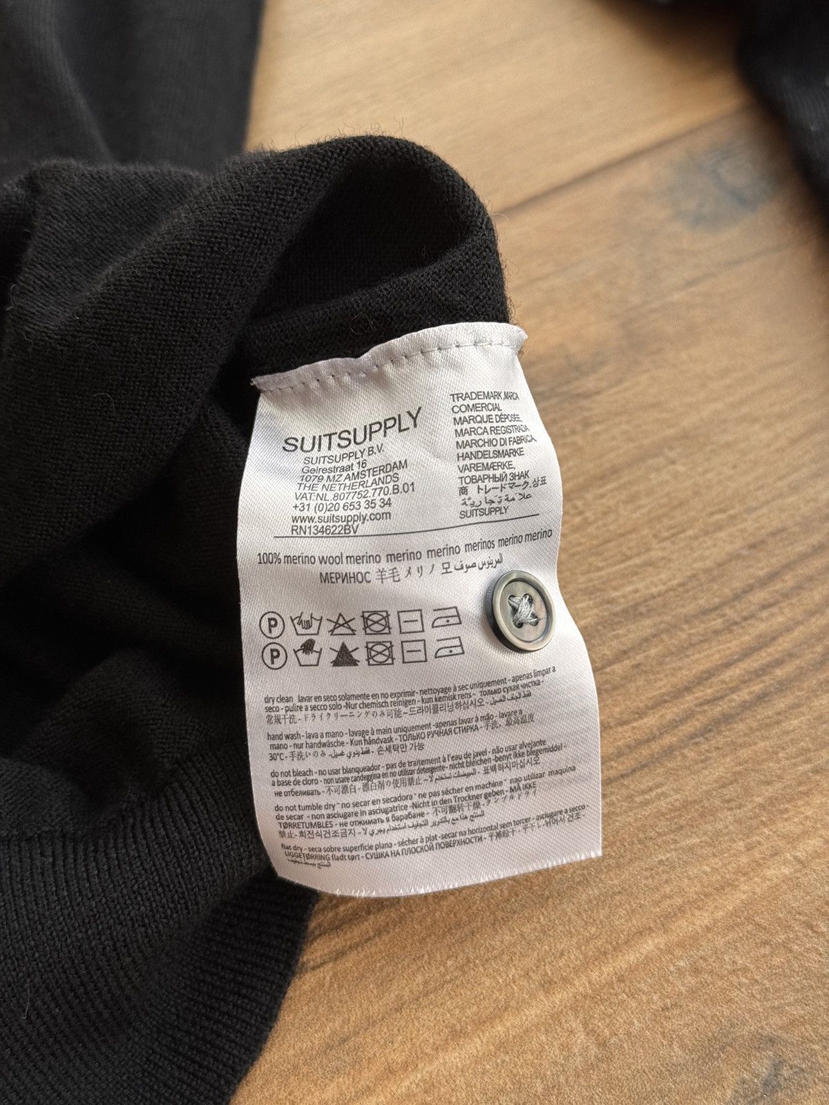 Suitsupply × Vintage Vintage Suitsupply Black Merino Wool 1/4 Button Sweater Size US XL / EU 56 / 4 - 8 Thumbnail