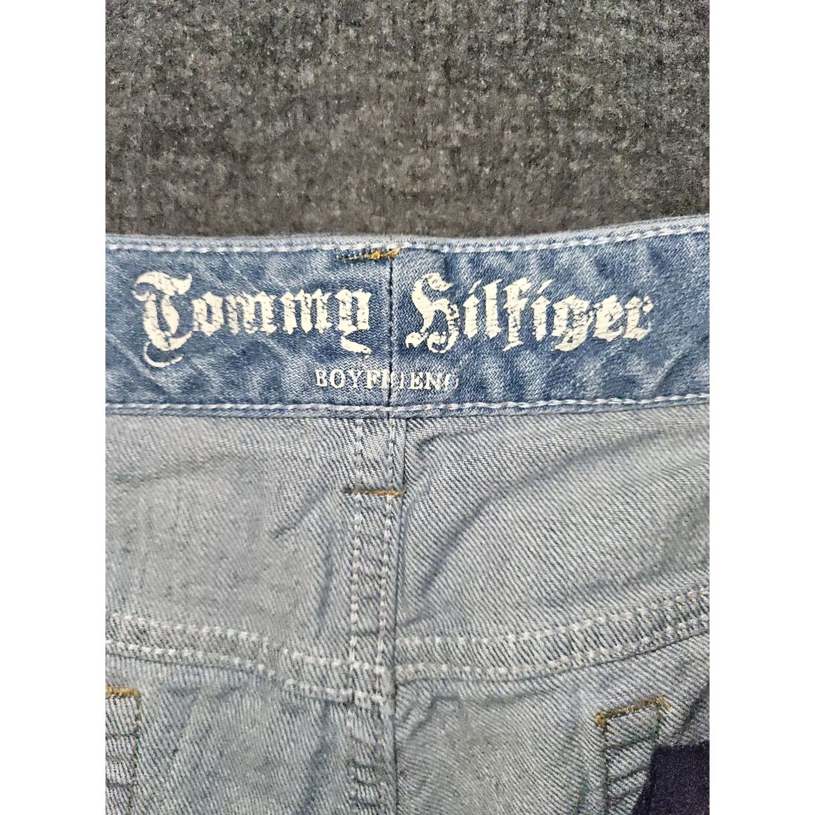 Tommy Hilfiger VINTAGE Tommy Hilfiger Jeans Woman 14 Regular Mid Rise Blue Solid Denim Logo Boyfriend Preppy Hipster Womens Size 36" / US 14 / IT 50 - 2 Thumbnail