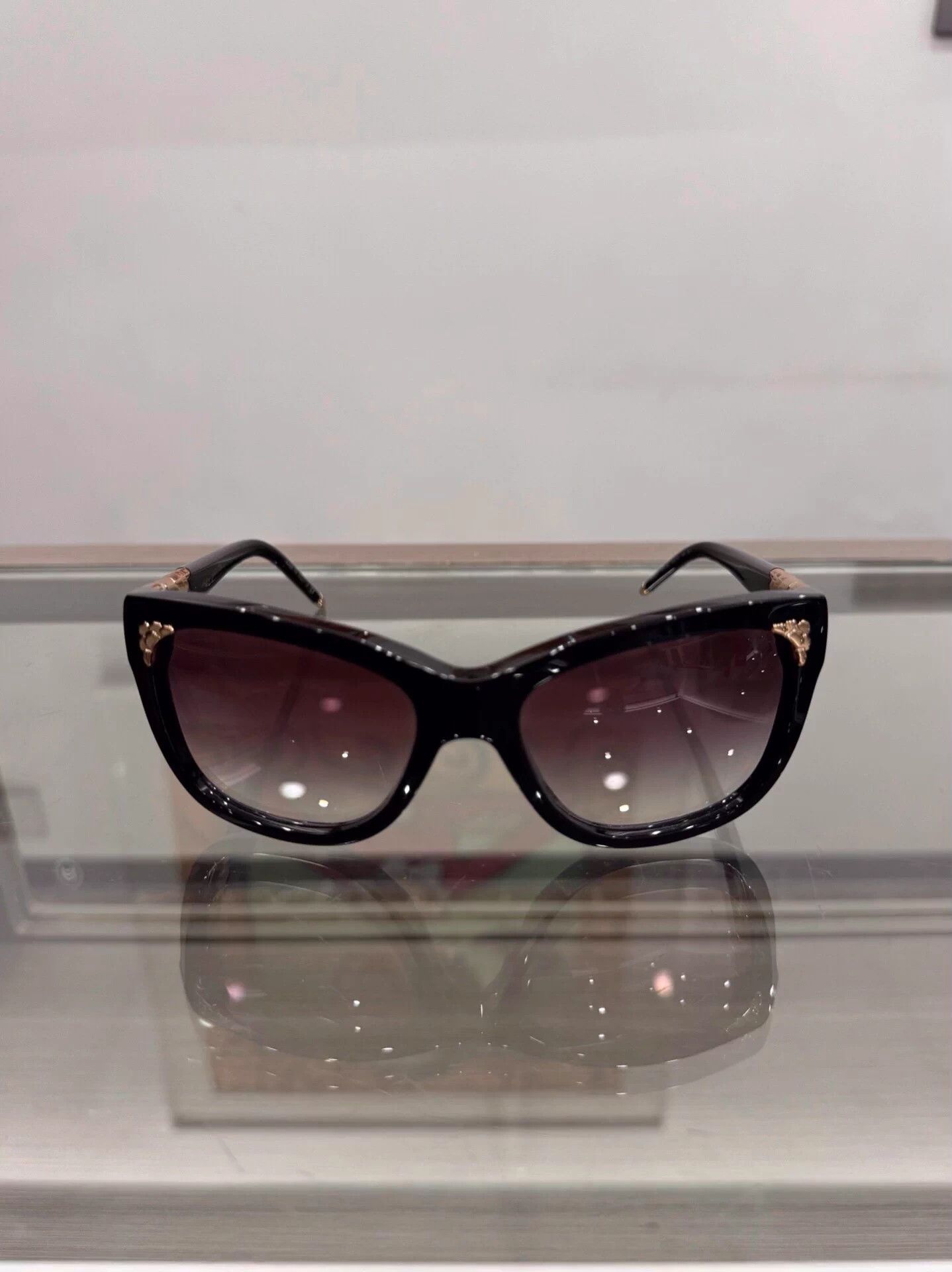 Bvlgari Bvlgari side gold snake scale logo black sunglasses new box Size ONE SIZE - 3 Thumbnail