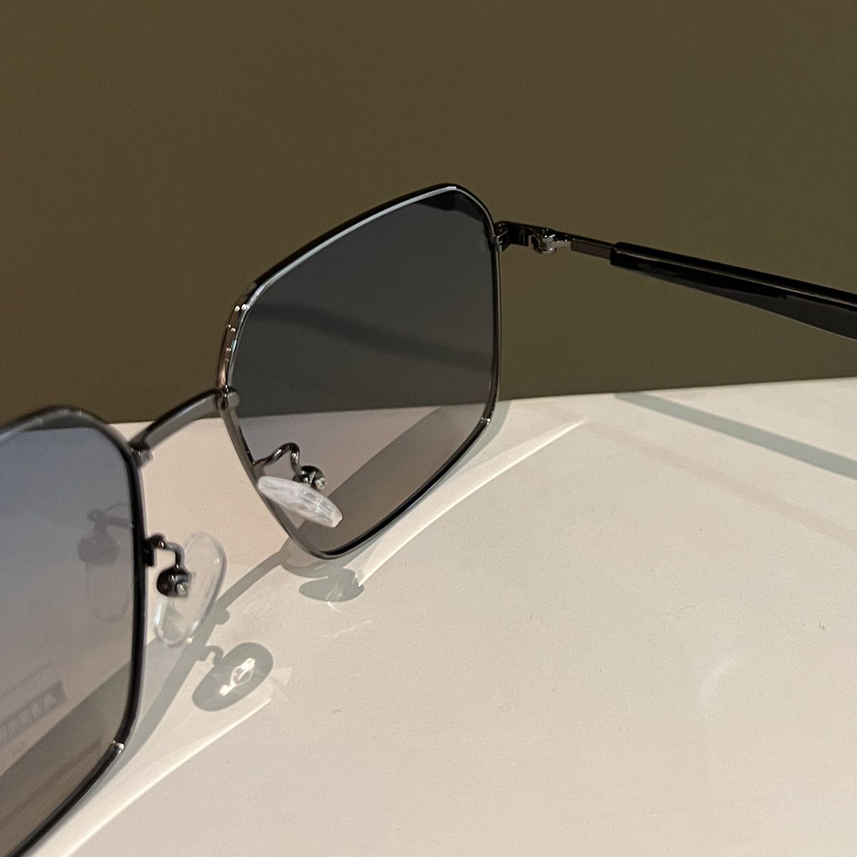 VIBE Crazy Street ins style custom avant-garde sunglasses Size ONE SIZE - 3 Thumbnail