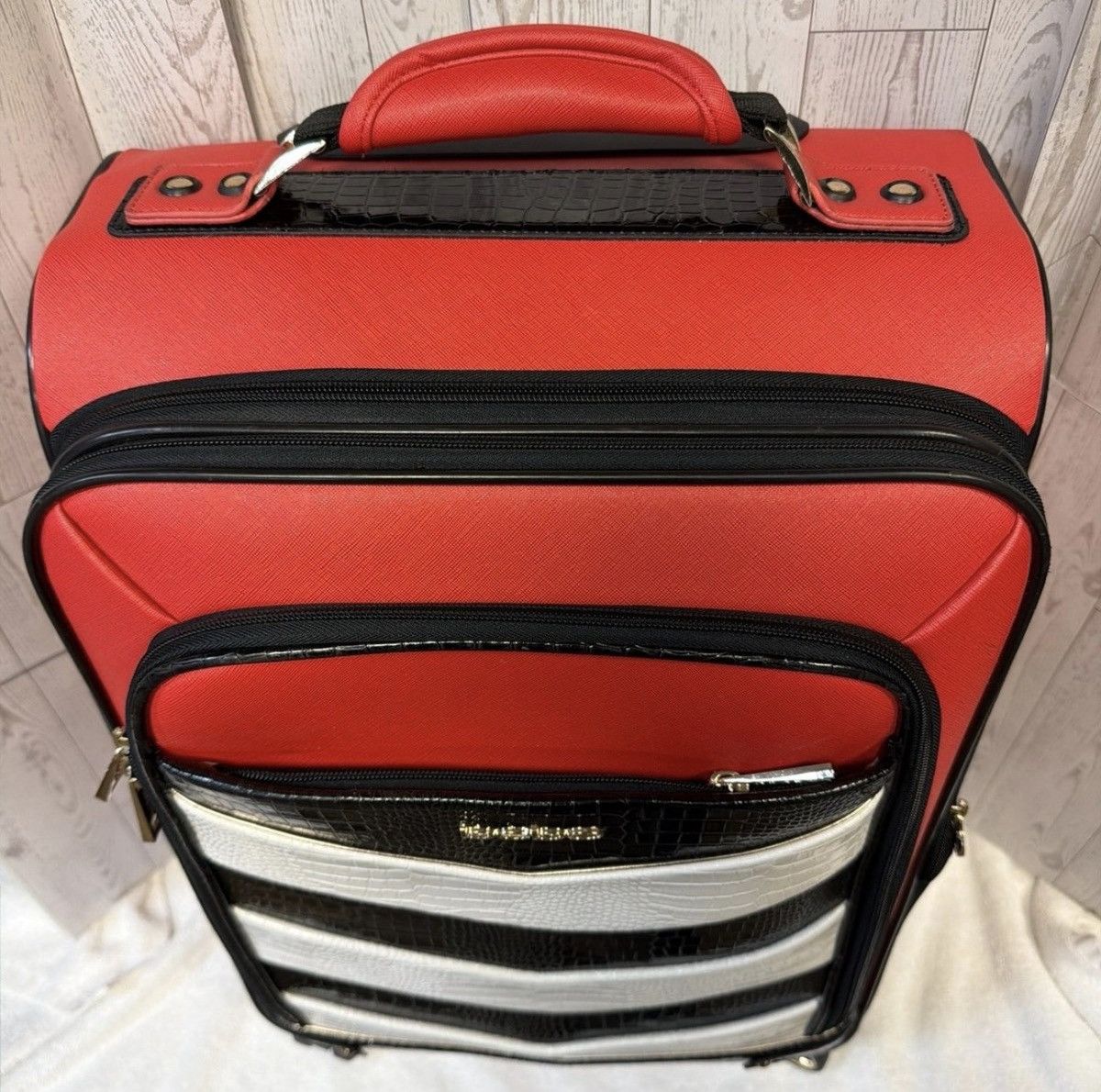 Bebe Bebe Red Rolling Carry-On Suitcase Spinner Luggage Size ONE SIZE - 5 Thumbnail