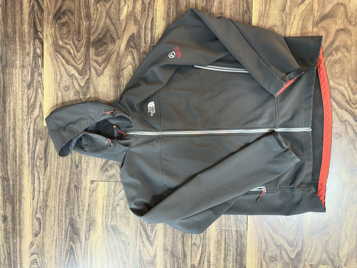 The North Face The North Face jacket Summit series Size L Size US L / EU 52-54 / 3 - 2 Thumbnail