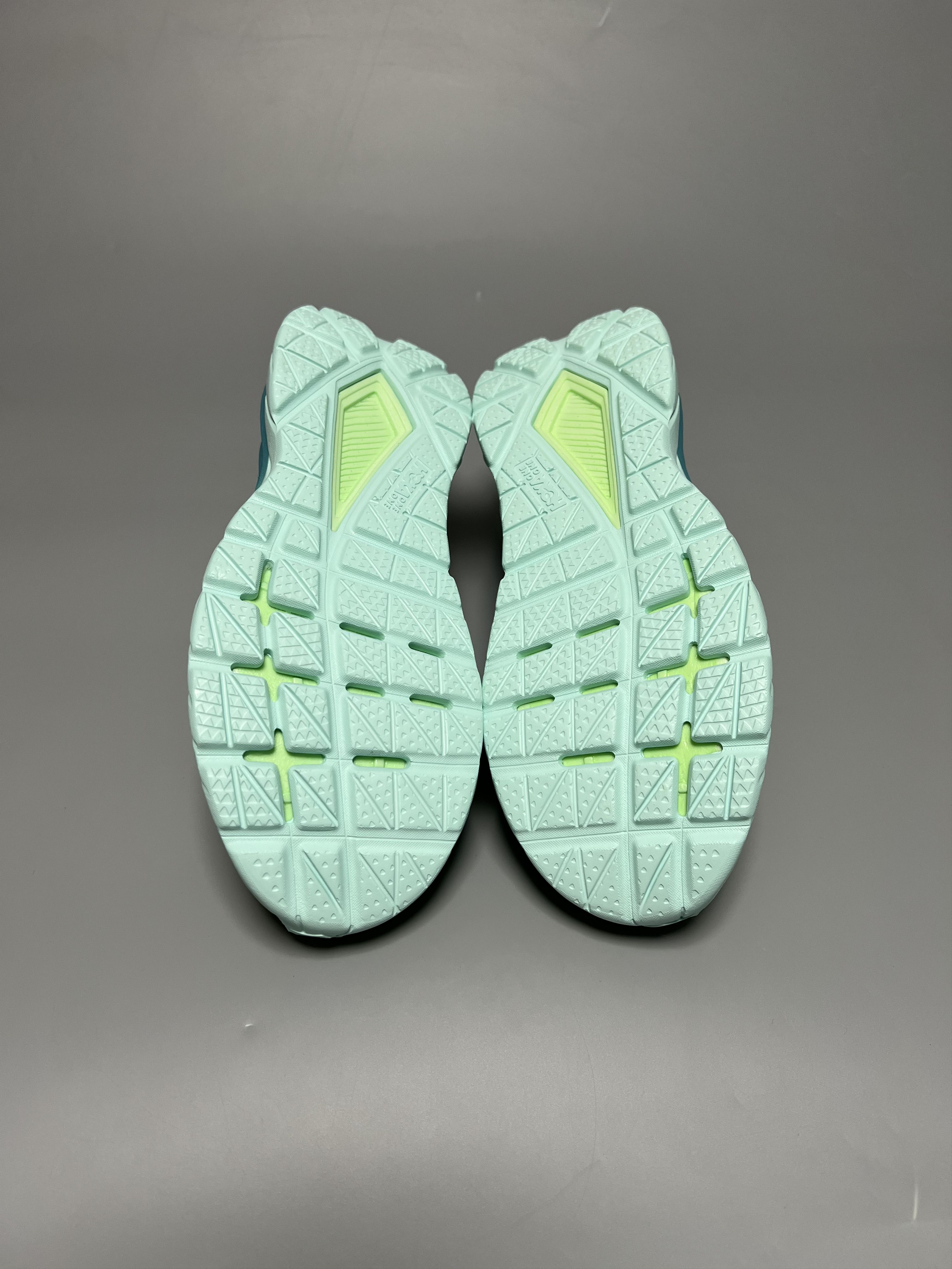 Hoka 9D Hoka One One Mach 5 Running Shoes 1127893-LGOM Size US 9 / EU 42 - 14 Thumbnail
