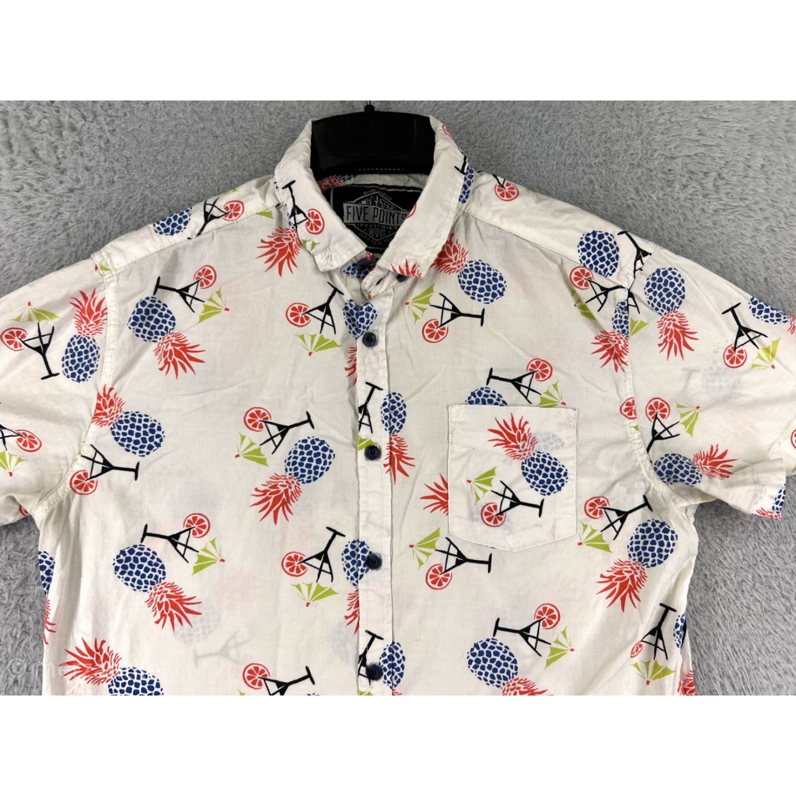 Vintage Ultimate Shirt Shirt Men Medium White Five Points Industries All Over Print Cocktails Pineapple Hawaiian Resort Vacation Luau Aloha 90s? Size US S / EU 44-46 / 1 - 4 Thumbnail