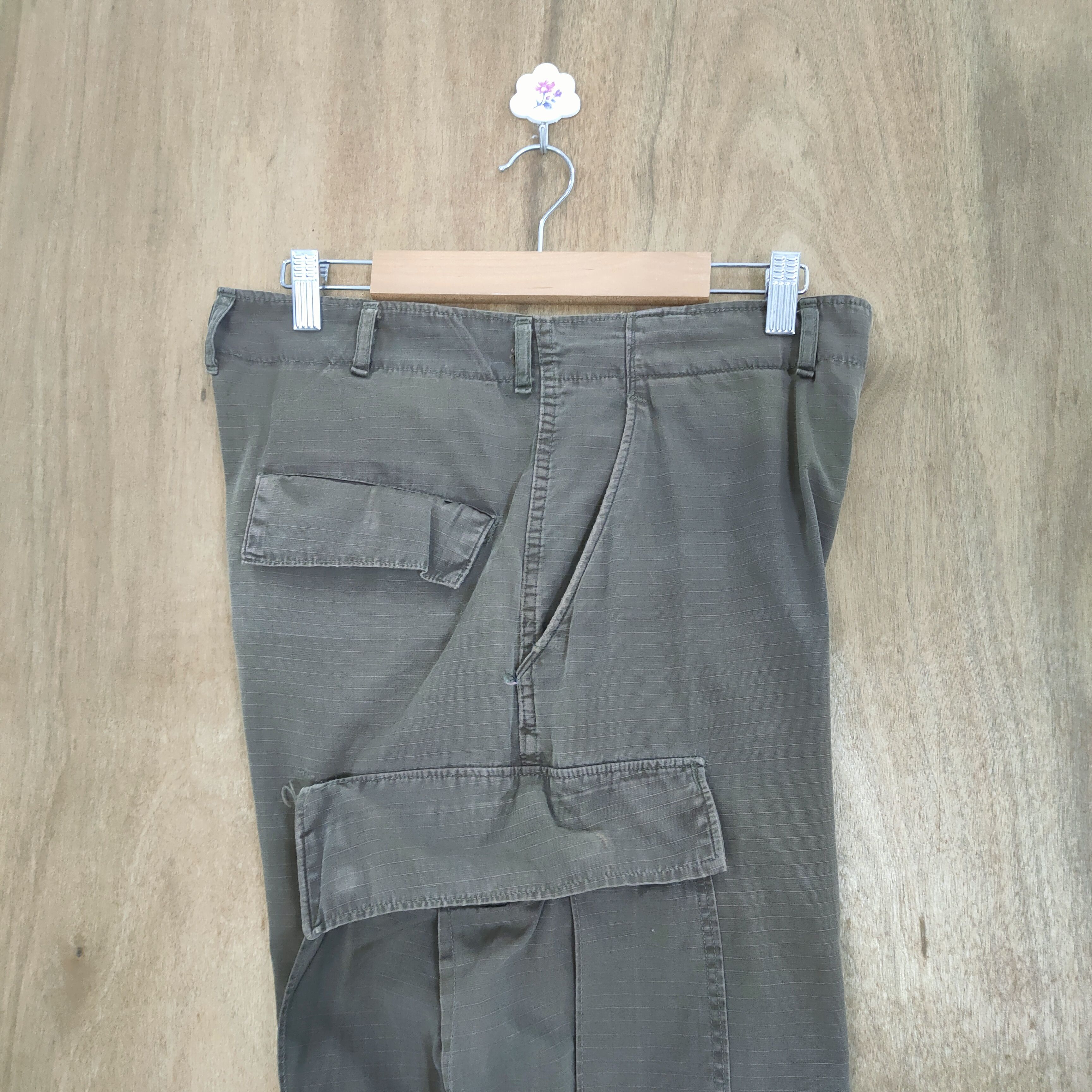 Japanese Brand VINTAGE MILITARY BROWN FADED CARGO PANTS Size US 30 / EU 46 - 17 Thumbnail