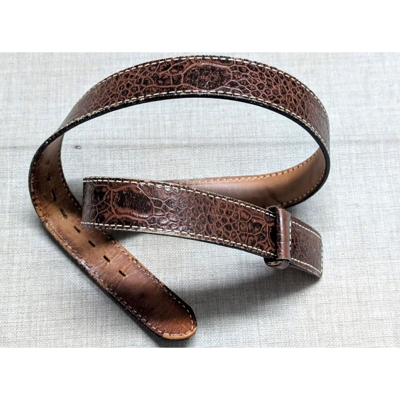 Vintage VINTAGE Justin belt Western belt 36 brown embossed sea turtle cowhide leather Mens Belt Size 36 - 3 Thumbnail