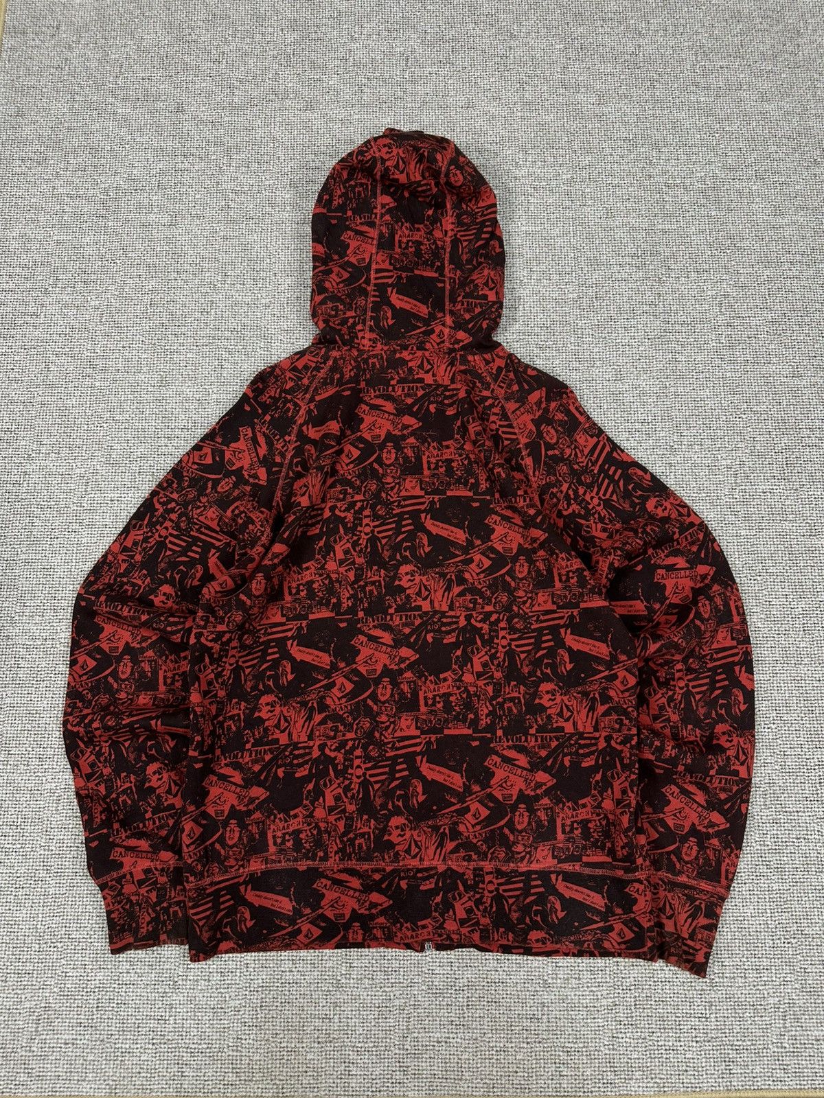 Volcom Volcom Skater Y2K Vintage Graphic Zip-Up Hoodie Z324 Size US S / EU 44-46 / 1 - 3 Thumbnail