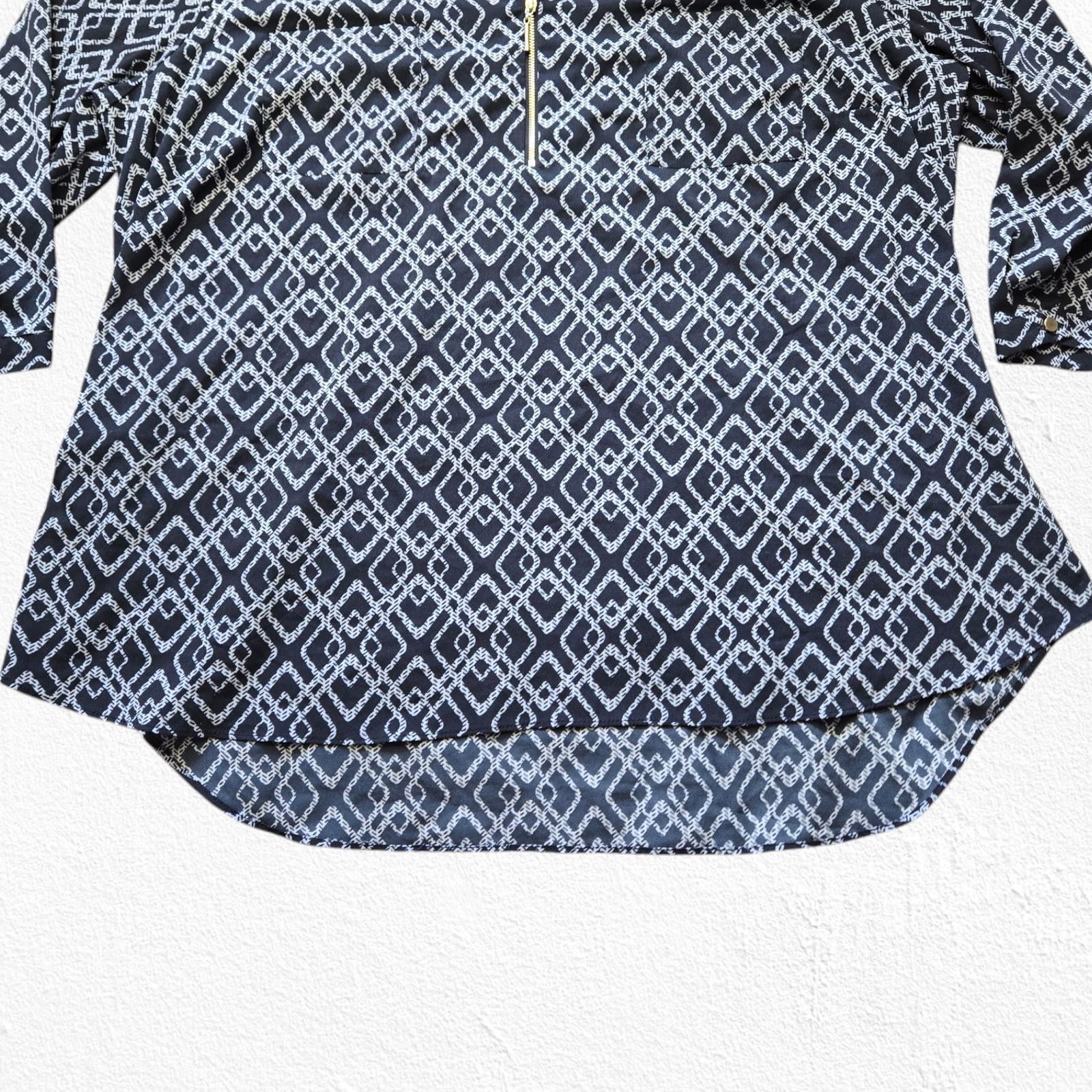 Other Navy Diamond V Neck 3/4 Sleeve Blouse Size 2X Size XXL / US 16-18 / IT 52-54 - 7 Thumbnail