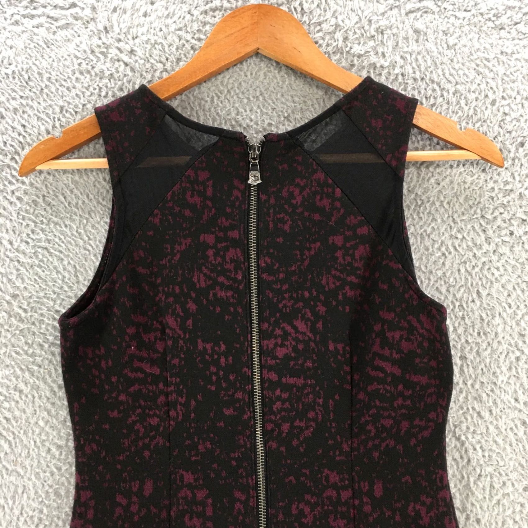 Banana Republic Banana Republic Sleeveless Tank Dress Womens 2 Purple Viscose Blend Round Neck Back Zip Size XS / US 0-2 / IT 36-38 - 6 Thumbnail