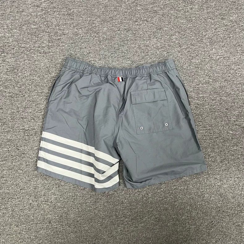 Thom Browne Thom Browne Size 5 Four-striped shorts 2503-Nextarrow Size US 40 / EU 56 - 2 Thumbnail