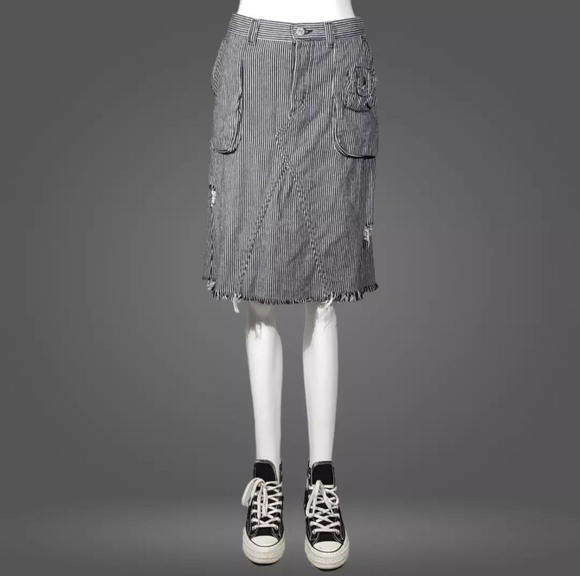 Issey Miyake ISSEY MIYAKE SUNAO KUWAHARA MID-LENGTH SKIRT Size 30" / US 8 / IT 44 - 1 Thumbnail