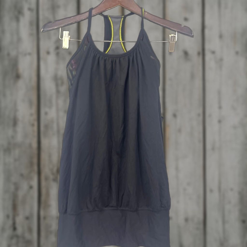 Lululemon Lululemon Double Dutch Tank Top Womens S Racerback Studio Running Yoga Black Built-In Bra Size S / US 4 / IT 40 - 1 Thumbnail