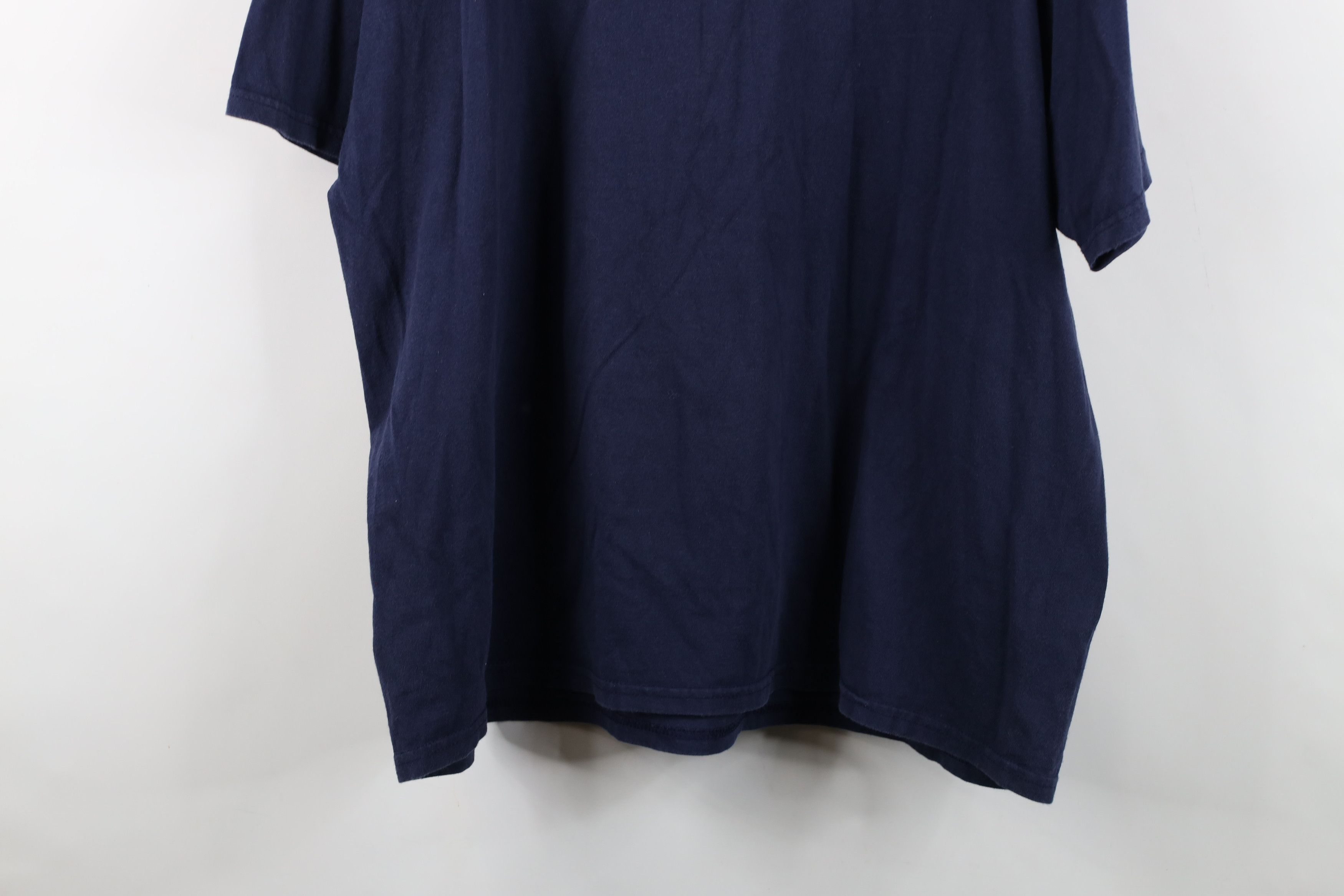 Vintage Vintage 90s Heavyweight University of Michigan T-Shirt Blue Size US XXL / EU 58 / 5 - 13 Thumbnail