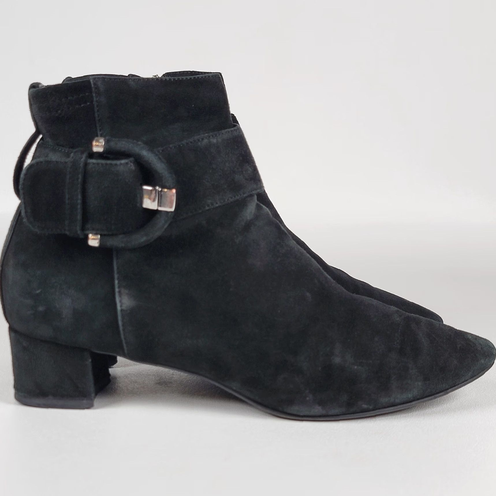 Aquatalia Aquatalia Women's Size 8 Black Suede Ankle Boots Made Italy Size US 8 / IT 38 - 2 Thumbnail