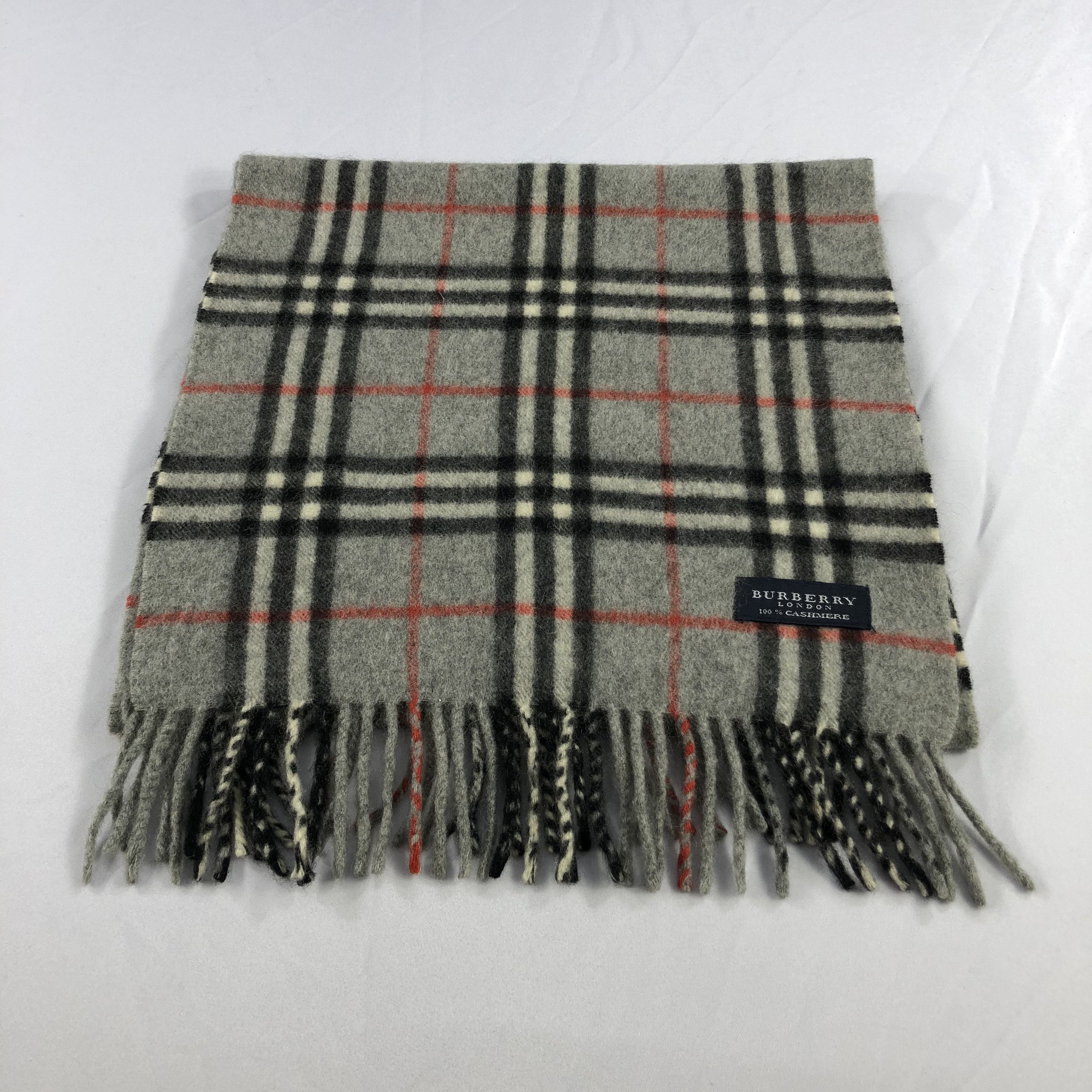 Burberry Burberry Nova Check Grey Cashmere Scarf Muffler V1031 Size ONE SIZE - 3 Thumbnail
