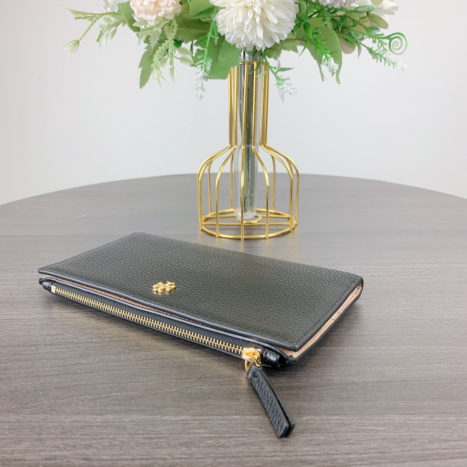 Tory Burch Tory Burch 139540 Blake Slim Wallet IN BLACK/DEVON SAND Size ONE SIZE - 3 Thumbnail