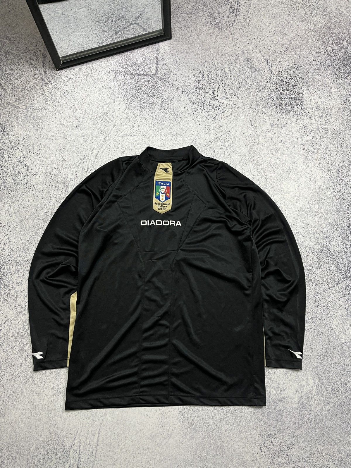 Diadora × Vintage Diadora Italy Football Referee Longsleeve Woccer Jersey rare Size US M / EU 48-50 / 2 - 1 Thumbnail