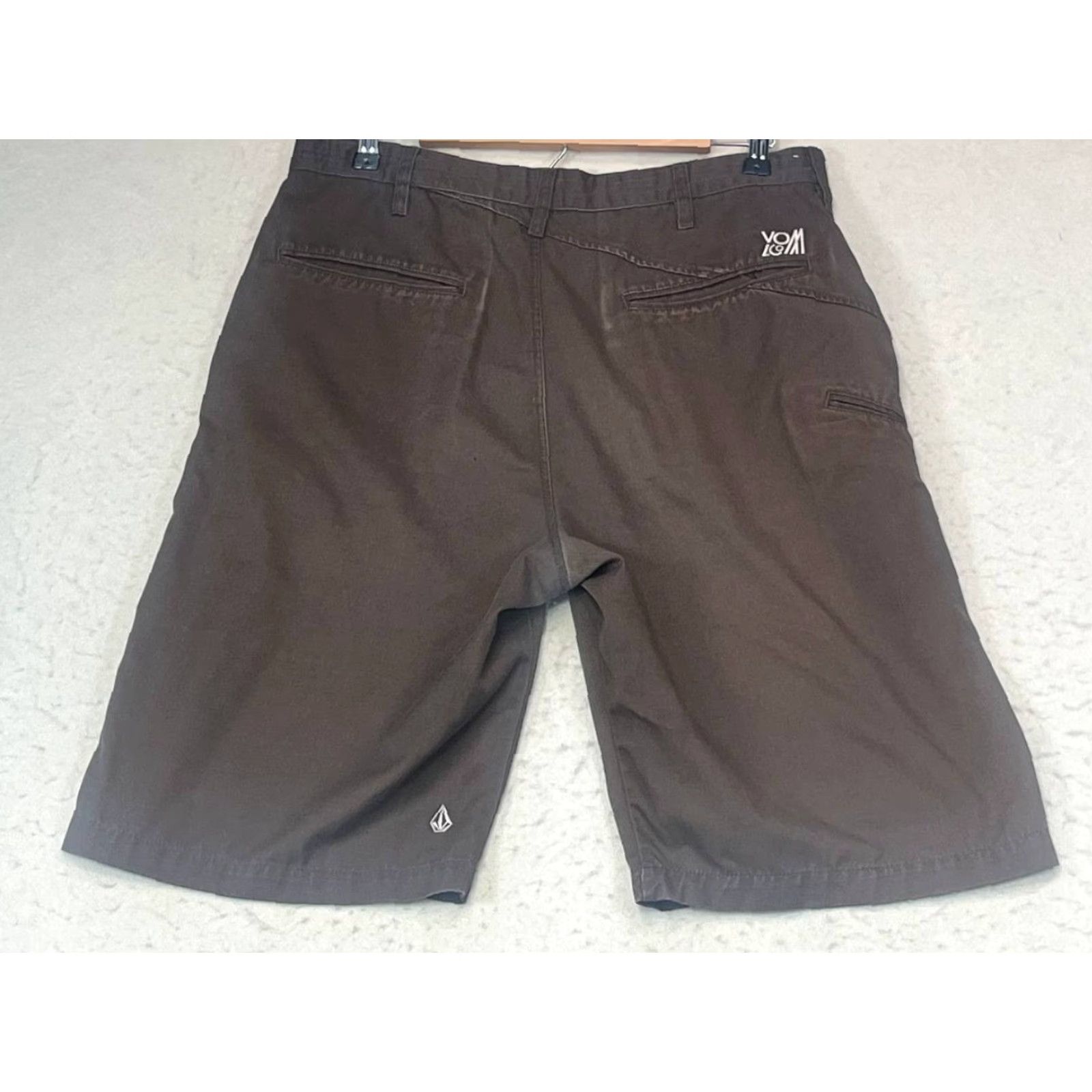Volcom Volcom Bermuda Shorts Chino Brown Size 33 Mens Regular/Size 33 Brown Bermuda Volcom Shorts Men Size US 33 - 2 Thumbnail