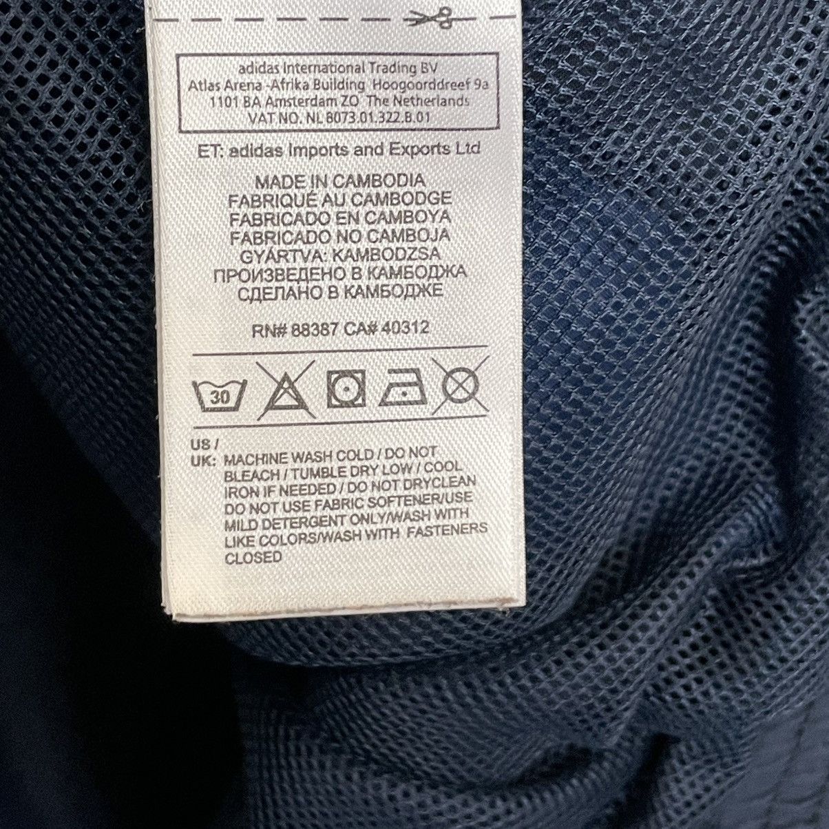 Adidas × Vintage Vintage Adidas Light Jacket three stripes Size L Size US L / EU 52-54 / 3 - 7 Thumbnail