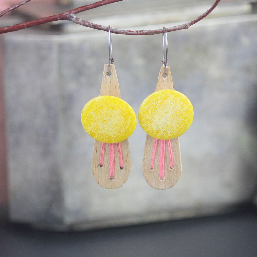 Designer Wooden Earrings | Handmade in Berlin x YUNTA Size ONE SIZE - 1 Thumbnail