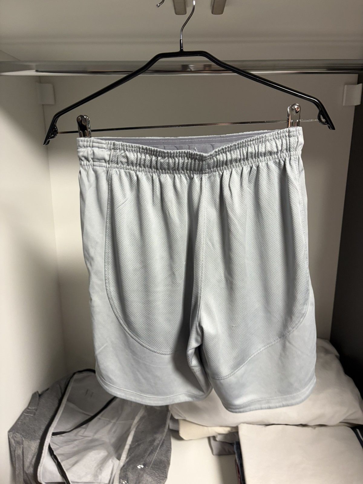 Under Armour UNDER ARMOUR SHORTS Size US 33 - 2 Thumbnail