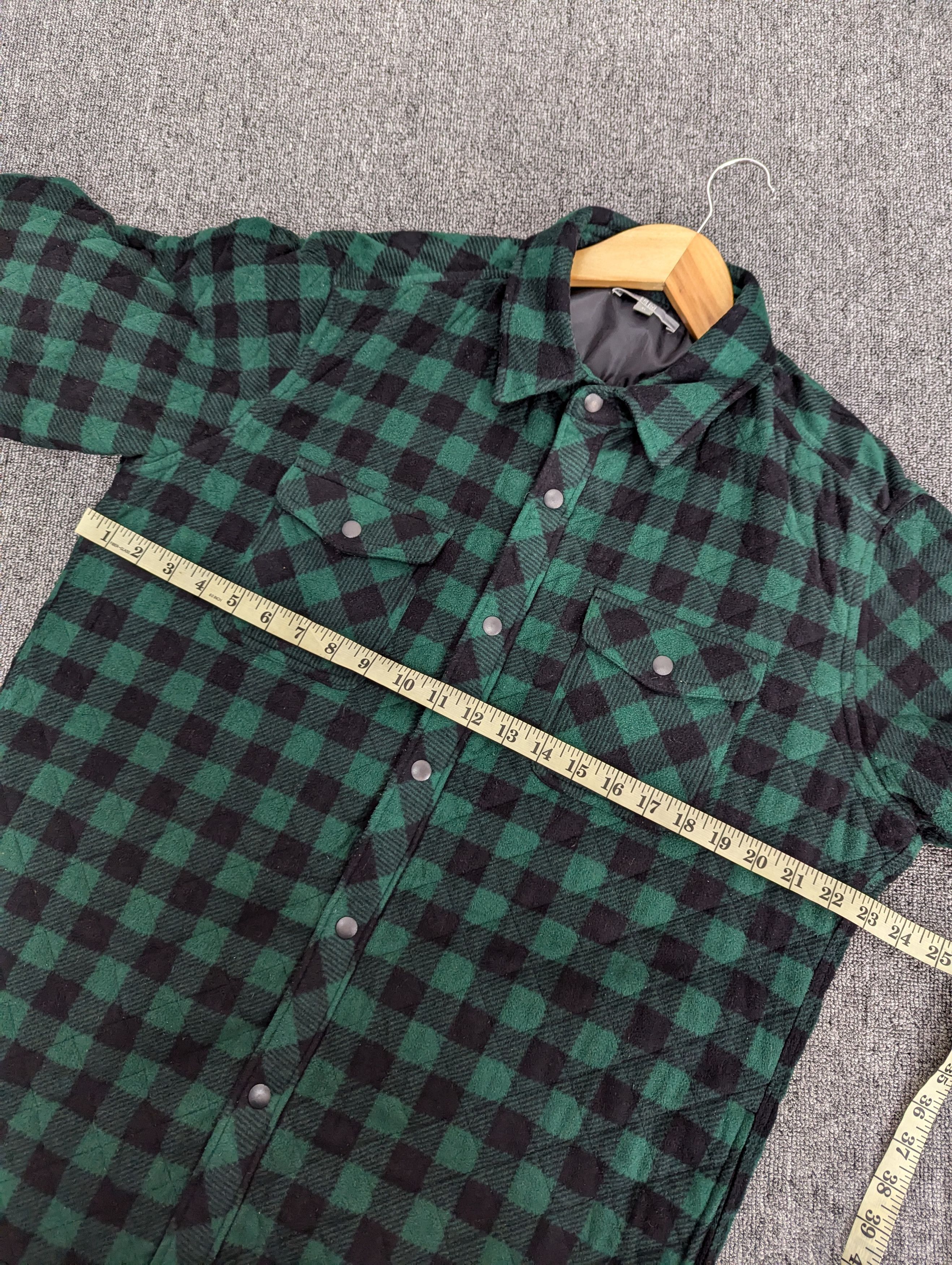 Flannel Uniqlo Quilted Checkered Box Flannel Jacket Size US XL / EU 56 / 4 - 15 Thumbnail