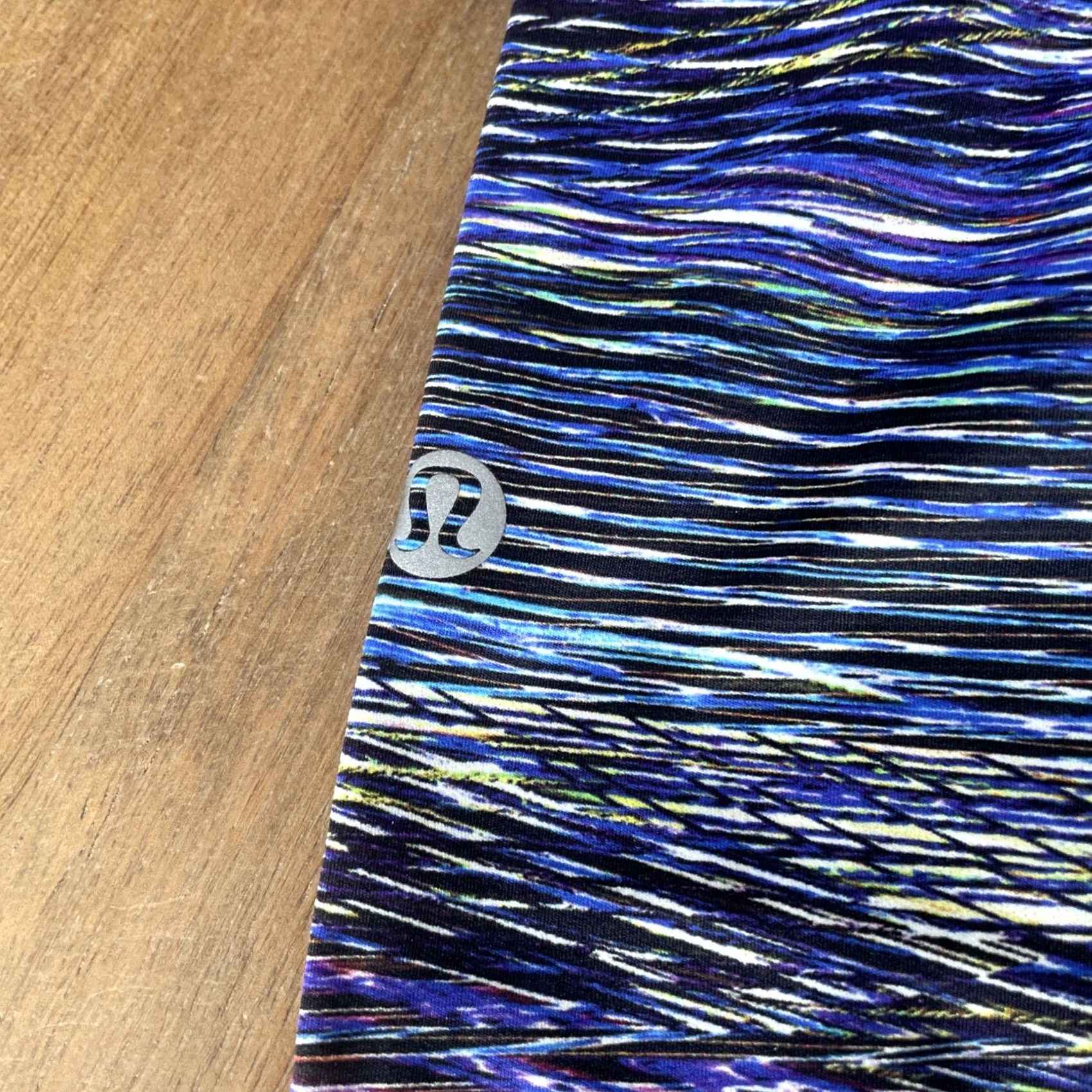 Lululemon Lululemon Inspire Tight II 18" Women Size 6 Multicolor Stretch Capri Athletic Leggings Women XS? 6 Size ONE SIZE - 4 Thumbnail
