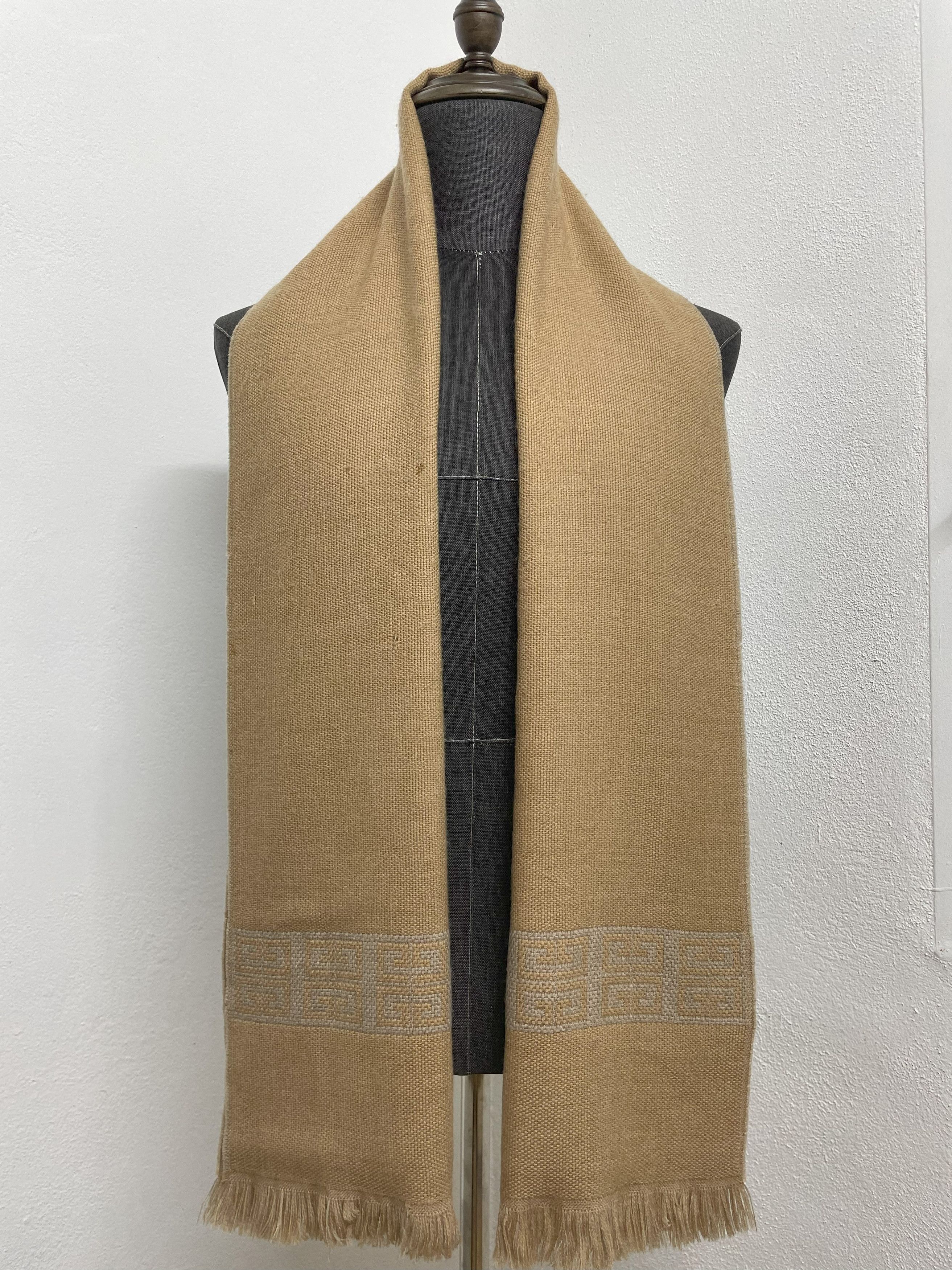 Givenchy Givenchy Scarf / Muffler - 6208 Size ONE SIZE - 2 Thumbnail