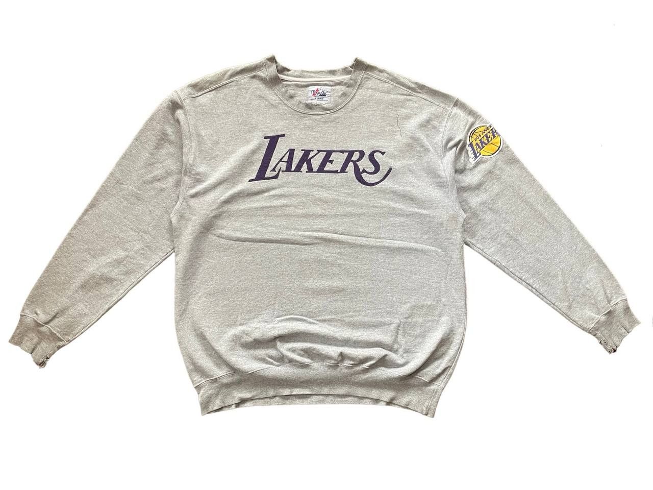 NBA Vintage Distressed LA Lakers Sweater Oversized Size US XL / EU 56 / 4 - 1 Thumbnail