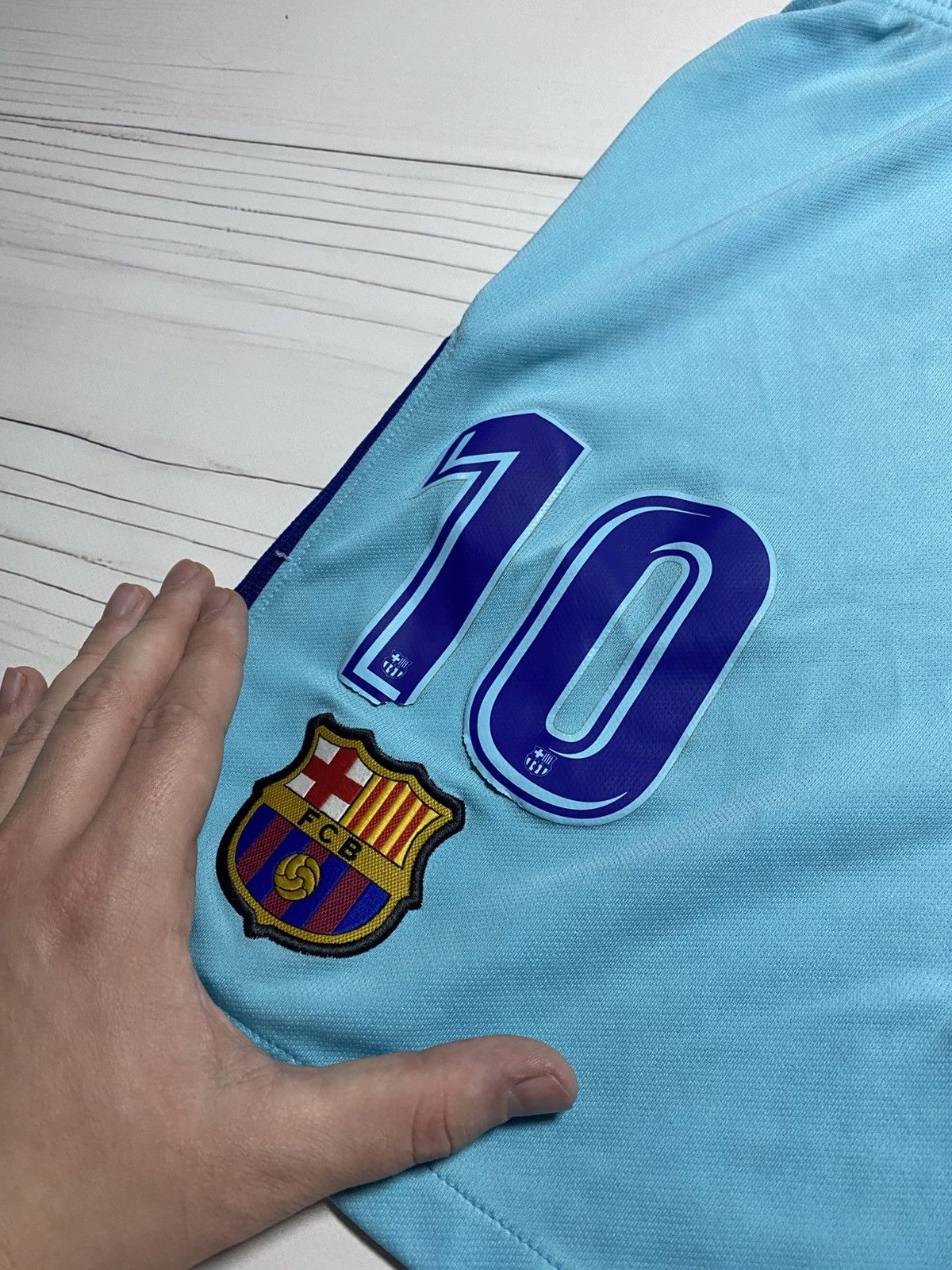 Nike Nike FC Barcelona 2017/18 #10 Messi soccer football shorts Size US 32 / EU 48 - 6 Thumbnail