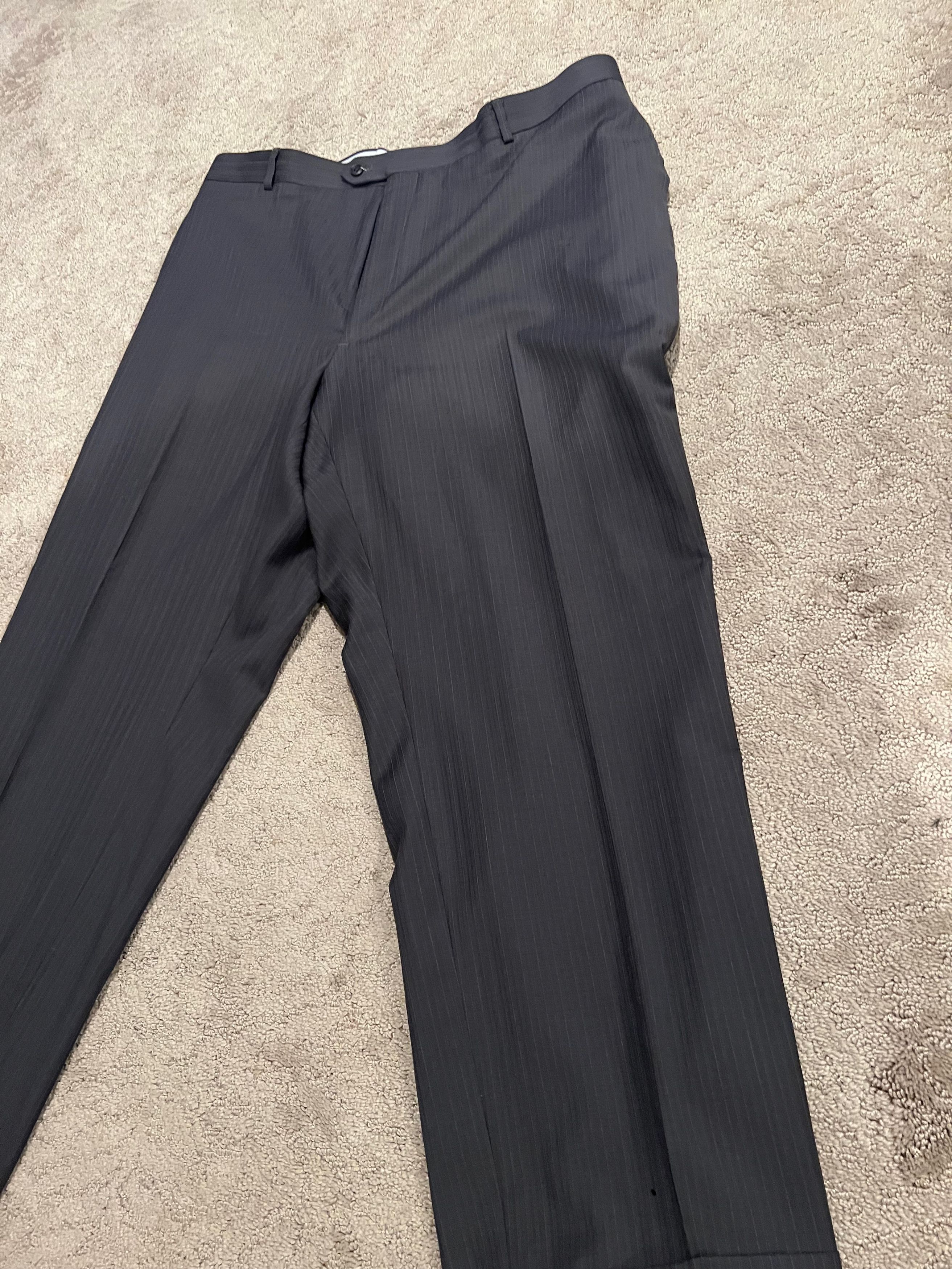 Joseph & Feiss Grey Suit Size 48R - 8 Thumbnail