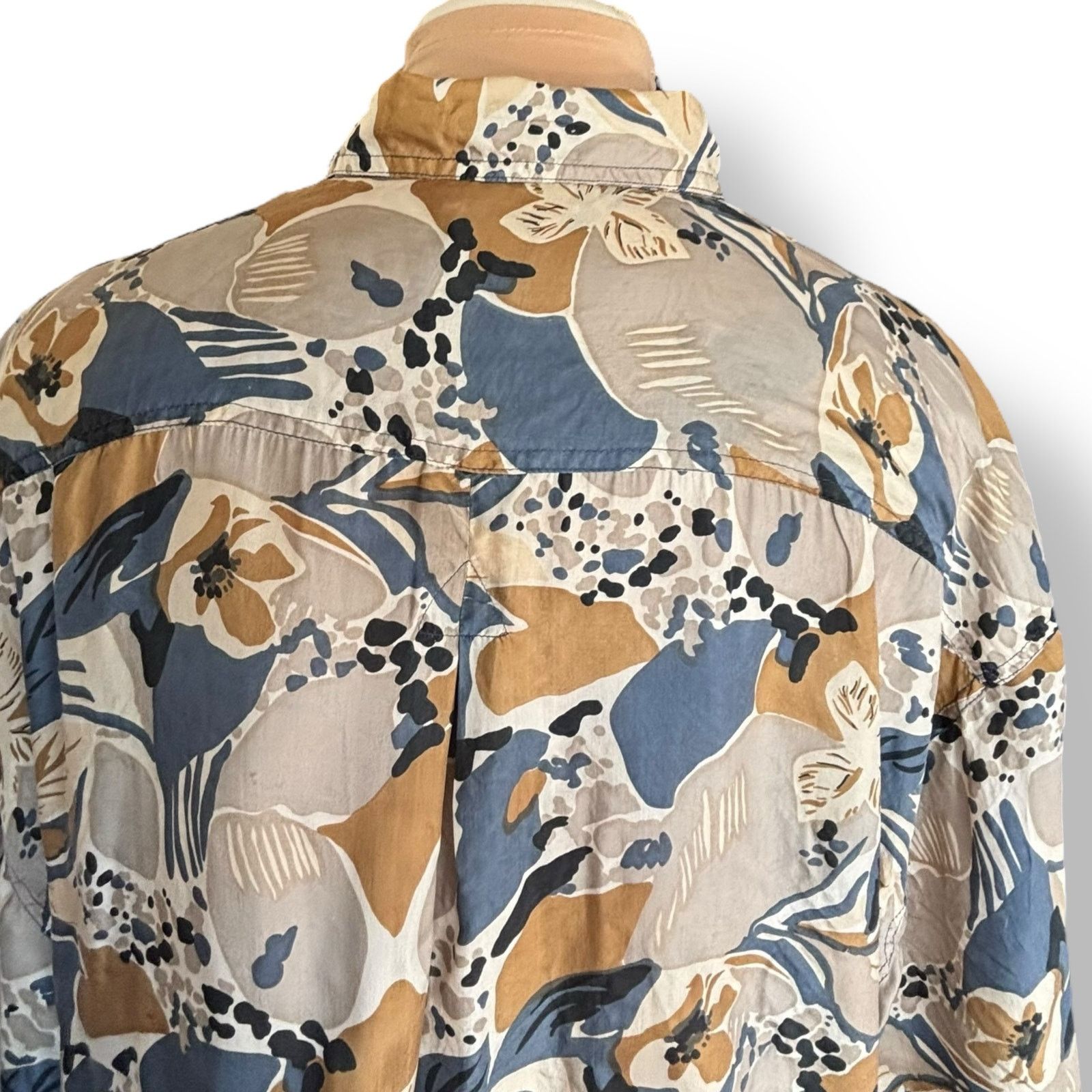 Vintage Vintage 90s Bruno B Abstract Tan Floral Silk Shirt XL Size US XL / EU 56 / 4 - 5 Thumbnail