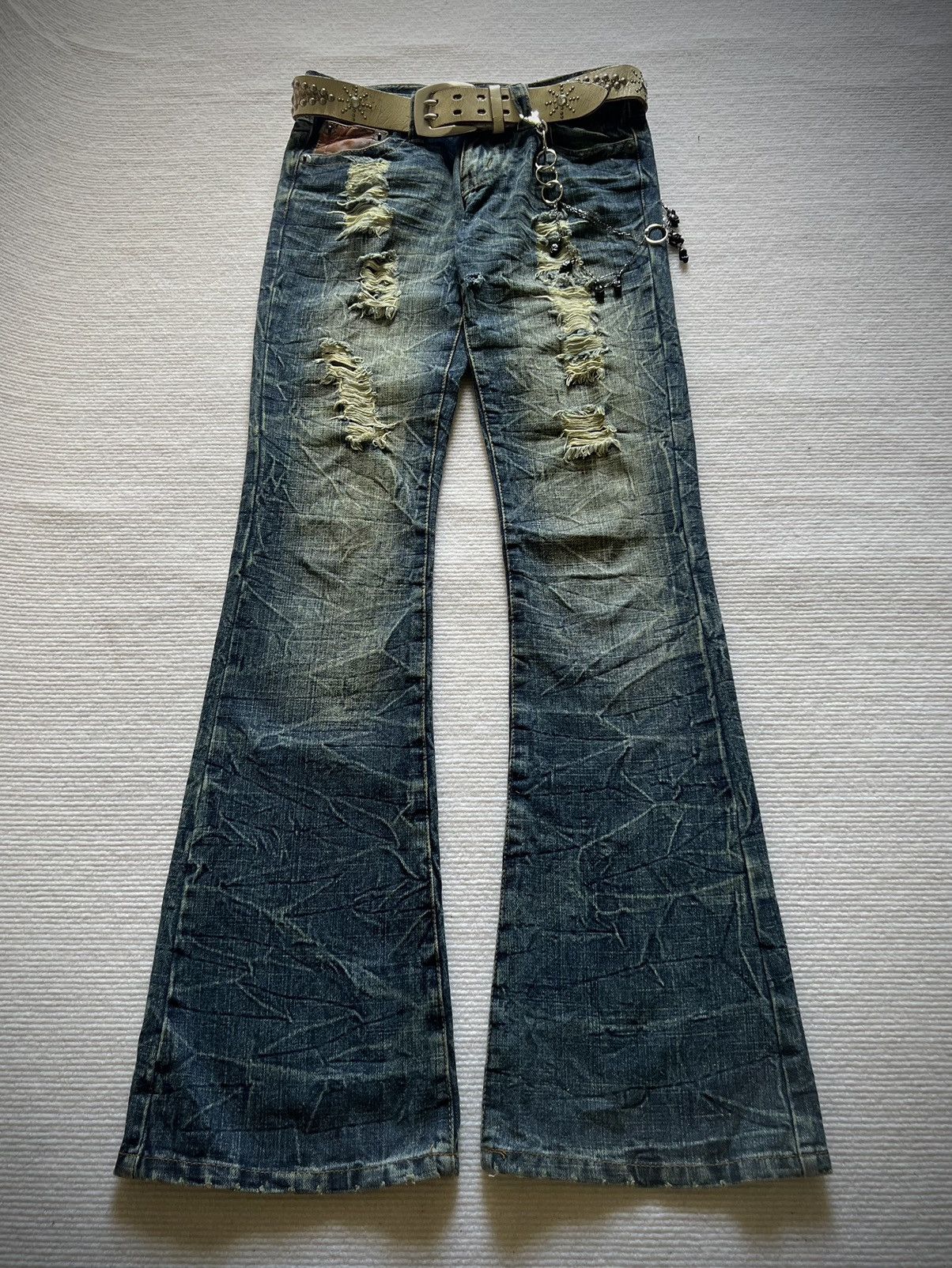 If Six Was Nine Press Low Rise Distressed Flare Jeans 2000s–Y2K(Unisex fit) Size US 29 - 1 Thumbnail
