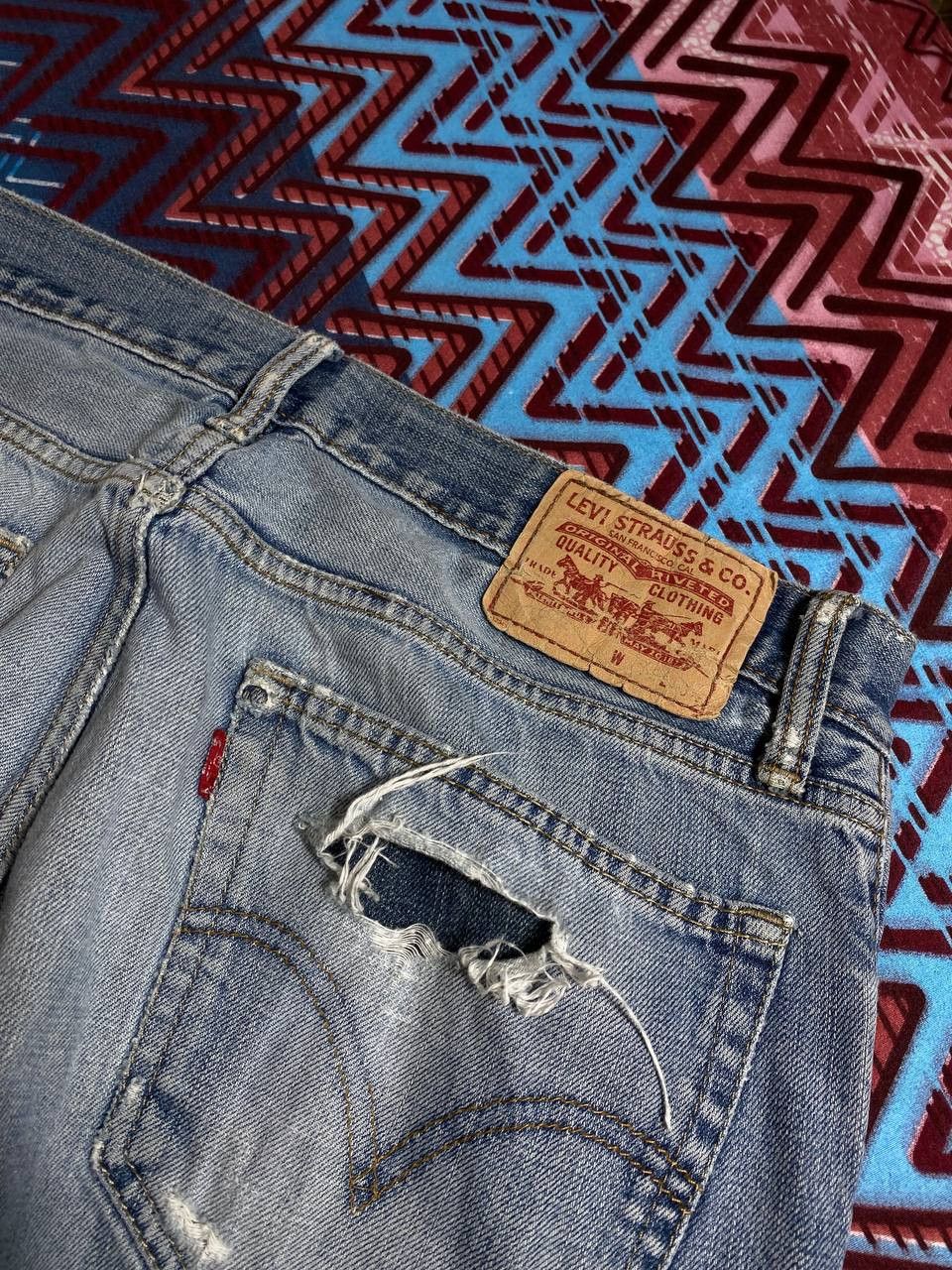 Levi's 1990S DISTRESSED LEVI'S 505 Size US 34 / EU 50 - 3 Thumbnail