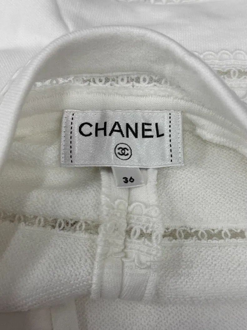 Chanel Chanel 24M white hollow striped short sleeve Size 24" / US 00 / IT 34 - 3 Thumbnail