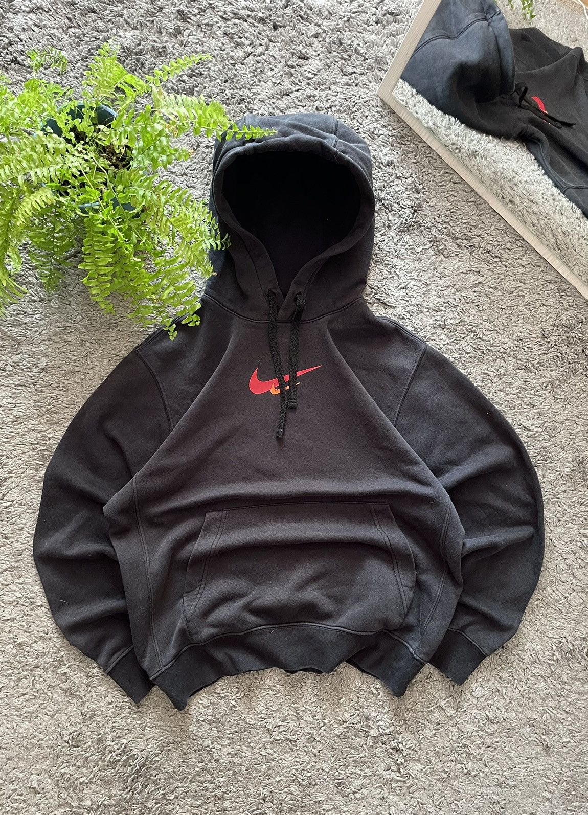Nike × Vintage Nike Hoodie Streetwear Vintage Big Logo Swoosh Rare Size US M / EU 48-50 / 2 - 9 Thumbnail