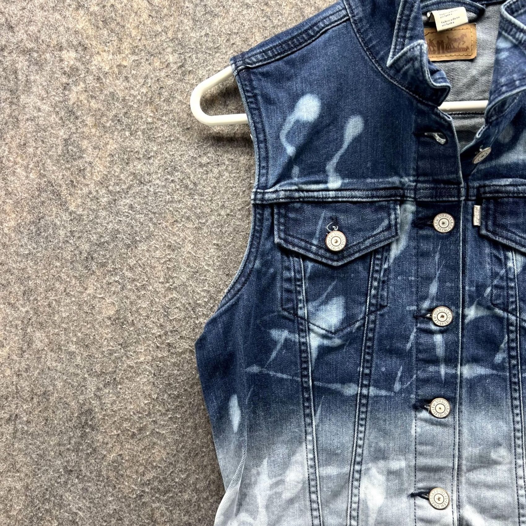 Levi's Levi's Denim Jacket Women Medium Blue Button Down Casual Cotton Sleeveless Ladies Regular Size M Pockets Vintage No Size M / US 6-8 / IT 42-44 - 3 Thumbnail