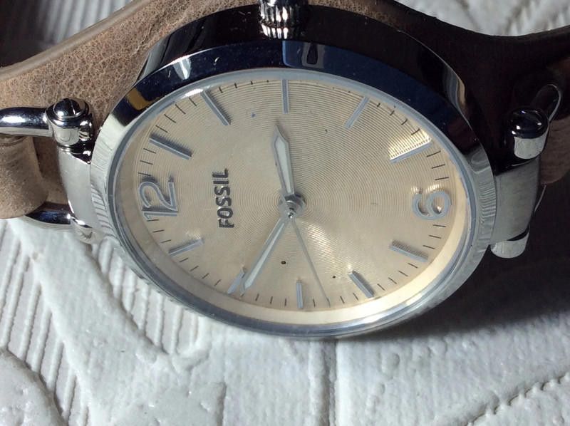 Fossil Fossil ladies beige dial leather strap watch Size ONE SIZE - 2 Thumbnail
