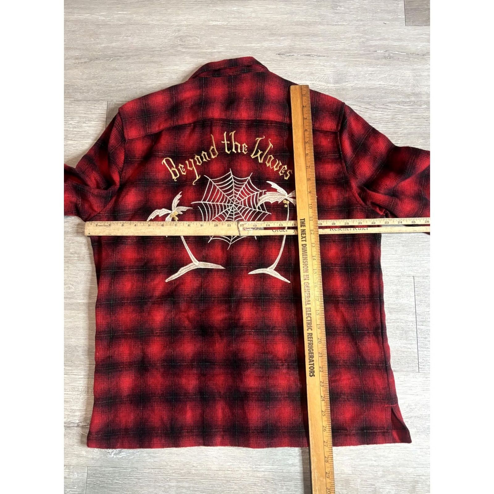 Allsaints AllSaints Shirt Mens Medium Red Flannel Long Sleeve Beyond The Waves Embroidered Plaid Button-Up Casual" Size US M / EU 48-50 / 2 - 5 Thumbnail