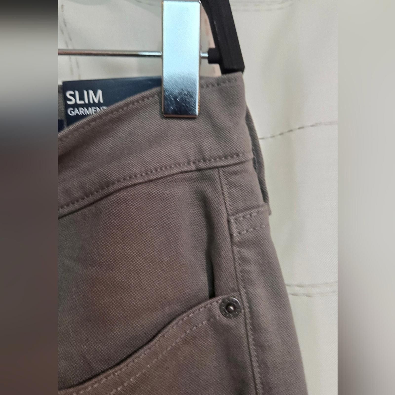 32x34 J Crew Slim-fit garment-dyed five-pocket pant