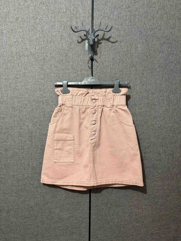 Fendi Fendi Embroidered Logo Cotton Skirt in Blush 0089 Size 27" / US 4 / IT 40 - 1 Thumbnail