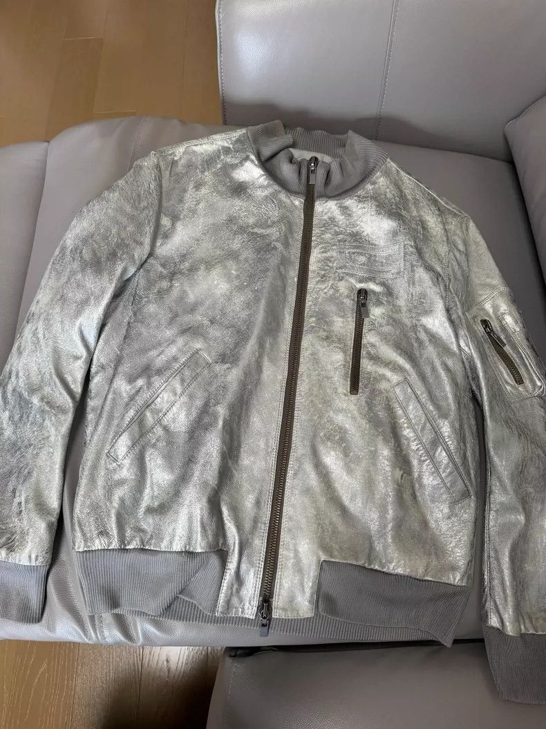 Alexander McQueen Alexander Mcqueen Silver cracked cowhide motorcycle jacket Size US M / EU 48-50 / 2 - 1 Thumbnail