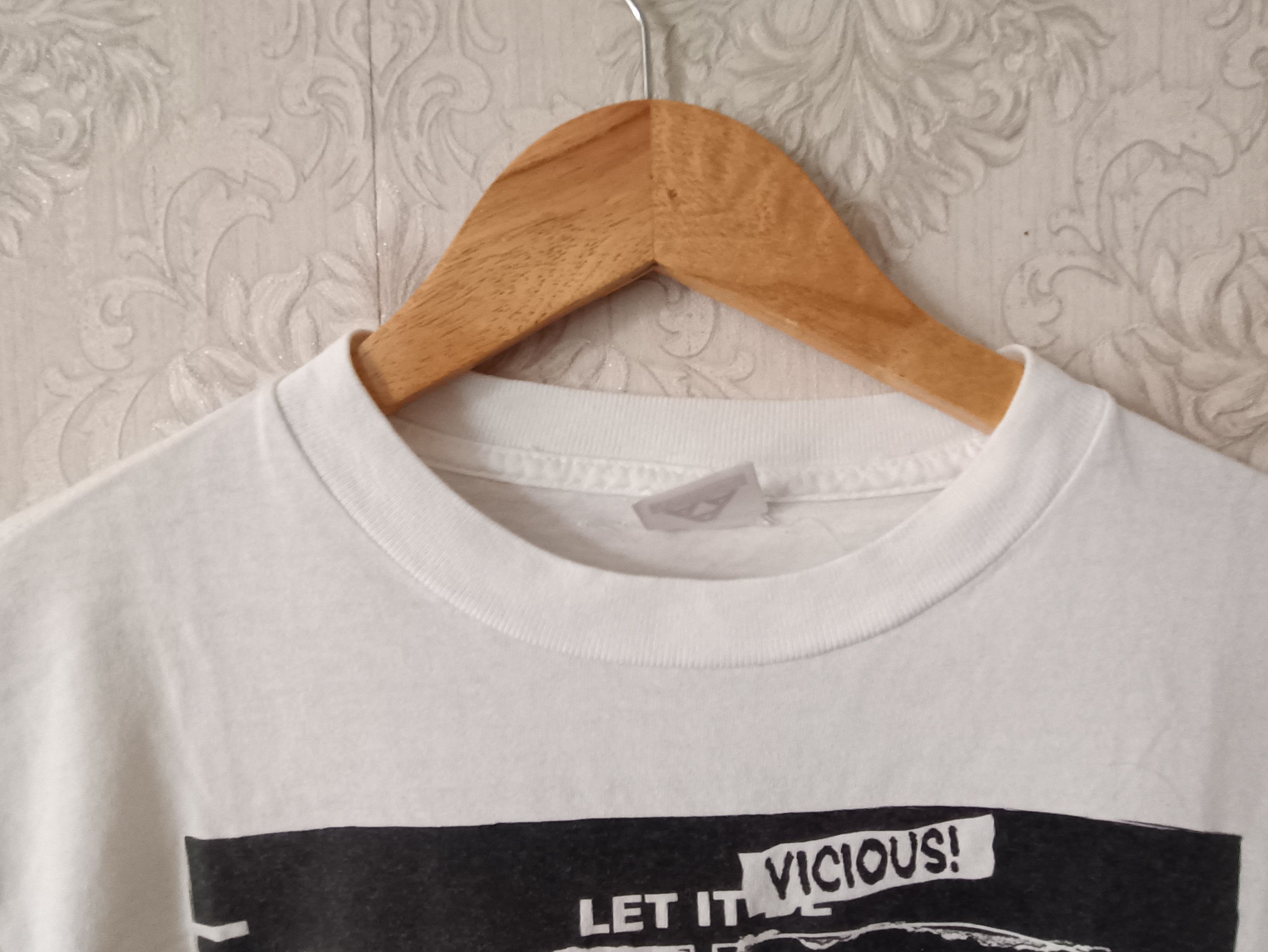 Band Tees ♦️Vintage Sid Vicious Sex Pistol By Dennis Morris Tee Shirt Size US M / EU 48-50 / 2 - 3 Thumbnail
