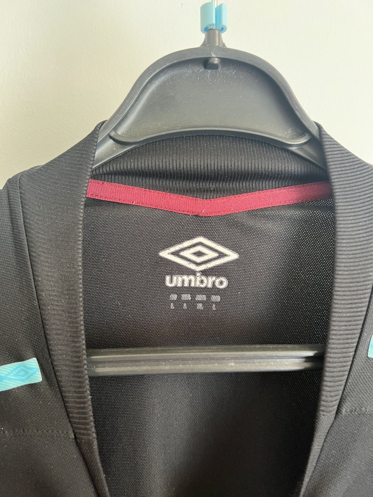 Umbro Westham Jersey Size US L / EU 52-54 / 3 - 4 Thumbnail