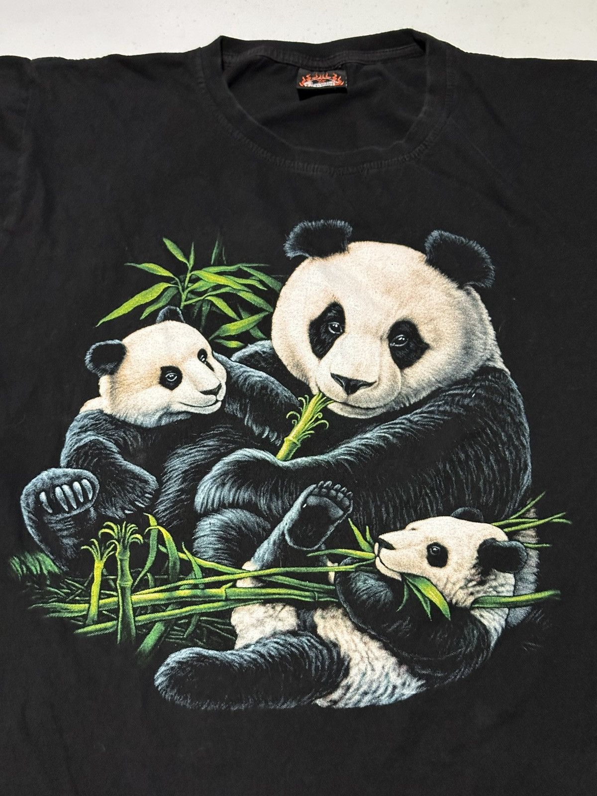 Vintage Vintage panda animal nature front and back graphic T-shirt Size US XL / EU 56 / 4 - 2 Thumbnail