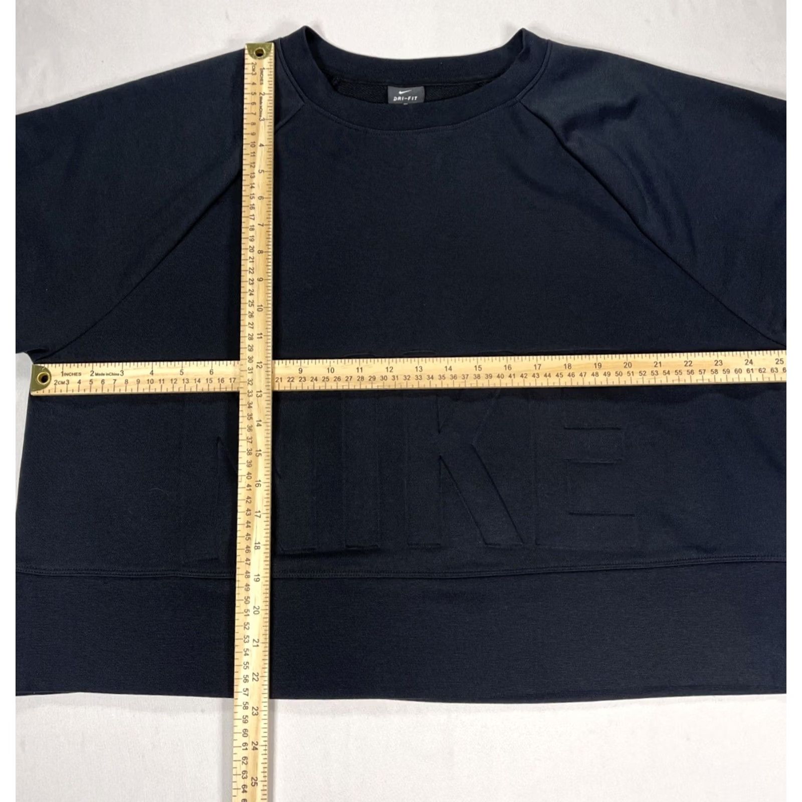 Nike VINTAGE Nike Women’s Sweatshirt 1X Dri-Fit Versa Black Cropped AO2279-010 Size XL / US 12-14 / IT 48-50 - 2 Thumbnail