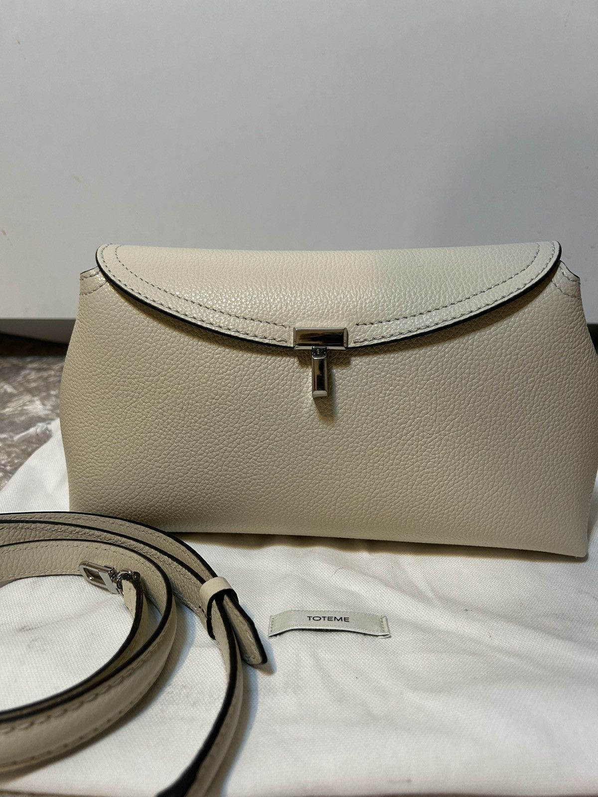 Toteme Totême T-Lock Clutch White Size ONE SIZE - 11 Thumbnail