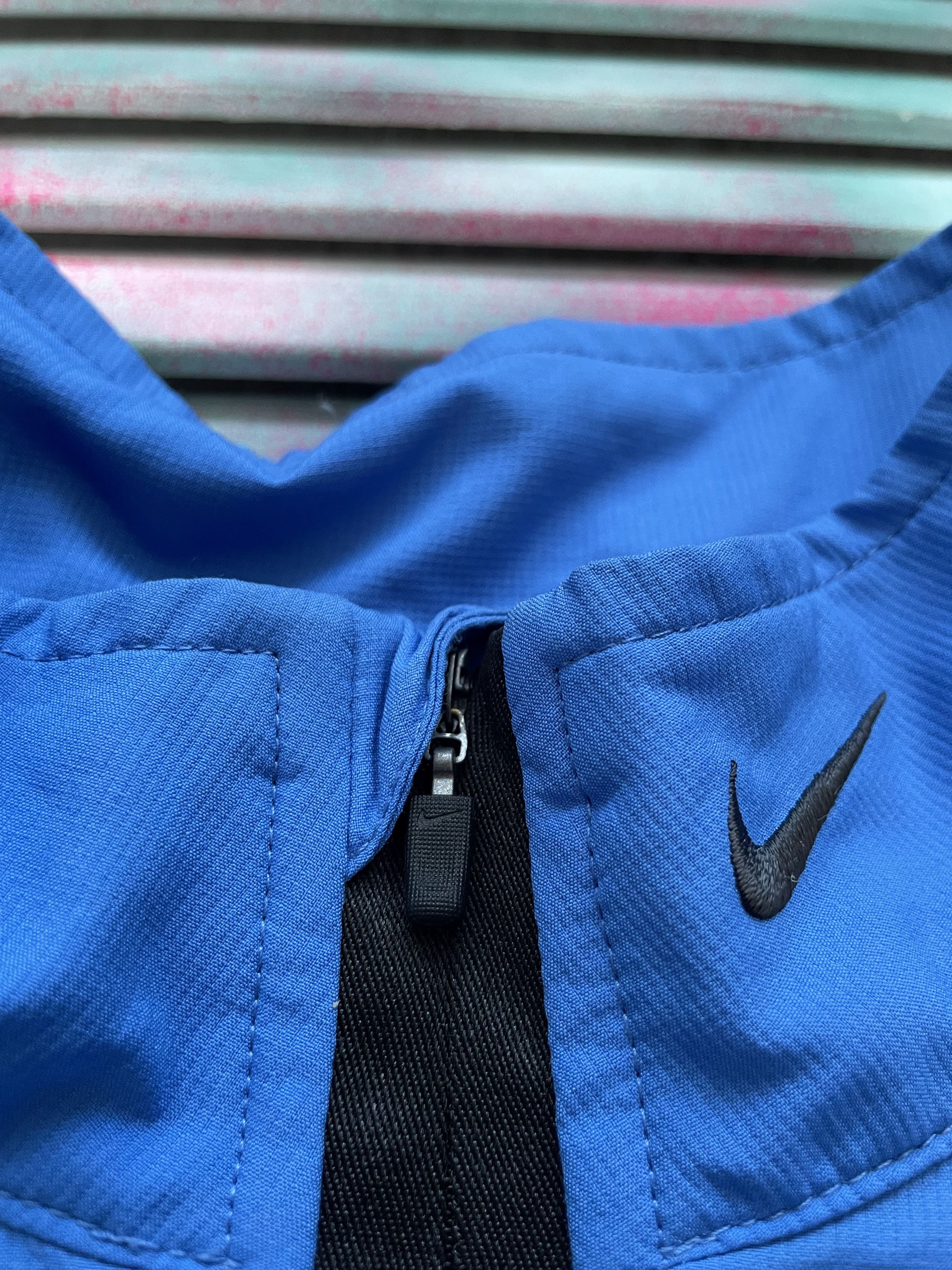 Nike Vintage 90s Nike Sport Running Mini Swoosh Light Jacket Size US M / EU 48-50 / 2 - 5 Thumbnail