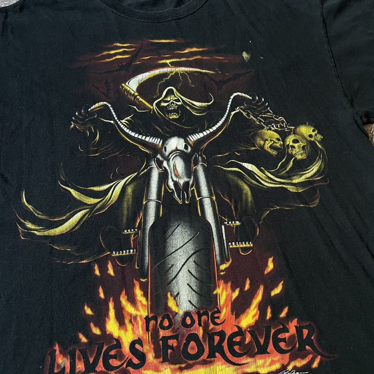 Band Tees Vintage Y2K DEVIL PUNK GOTH CREEPY ABSTRACT ANGRY HORROR TEE Size US L / EU 52-54 / 3 - 6 Thumbnail